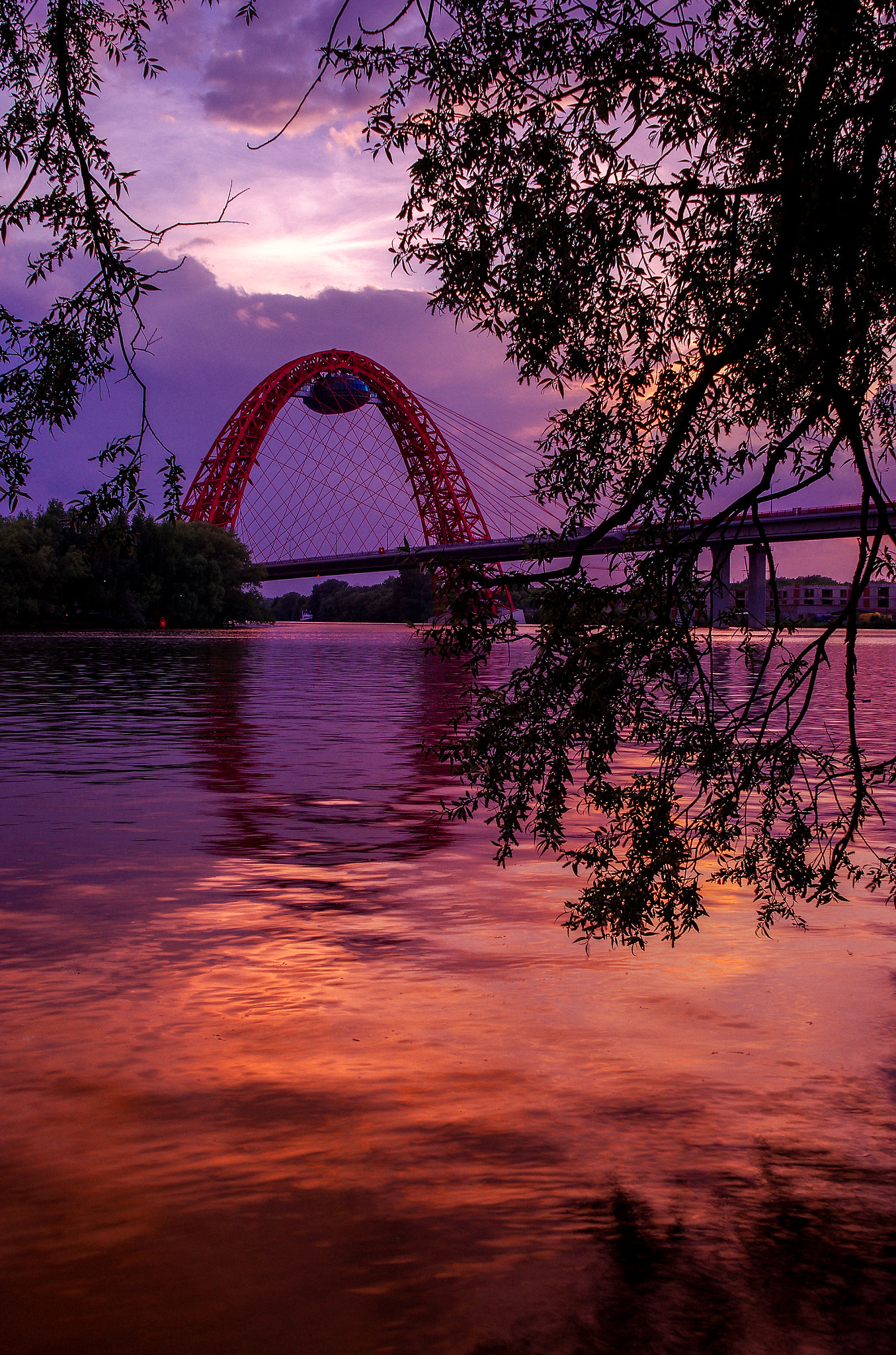 Pentax K-5 + smc PENTAX-FA* 24mm F2 AL[IF] sample photo. Moscow river photography