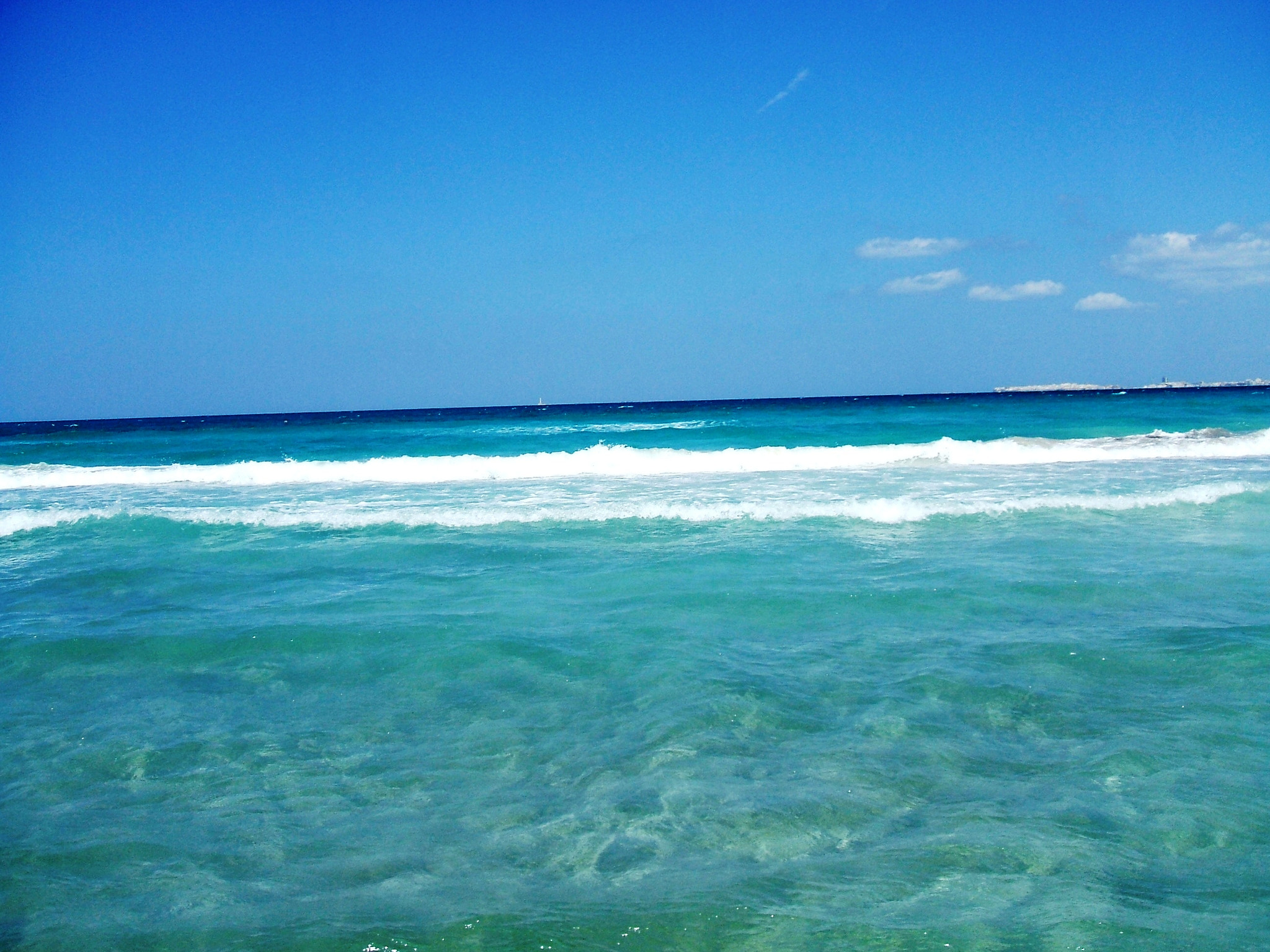 Fujifilm FinePix A500 sample photo. Sfumature d'azzurro photography
