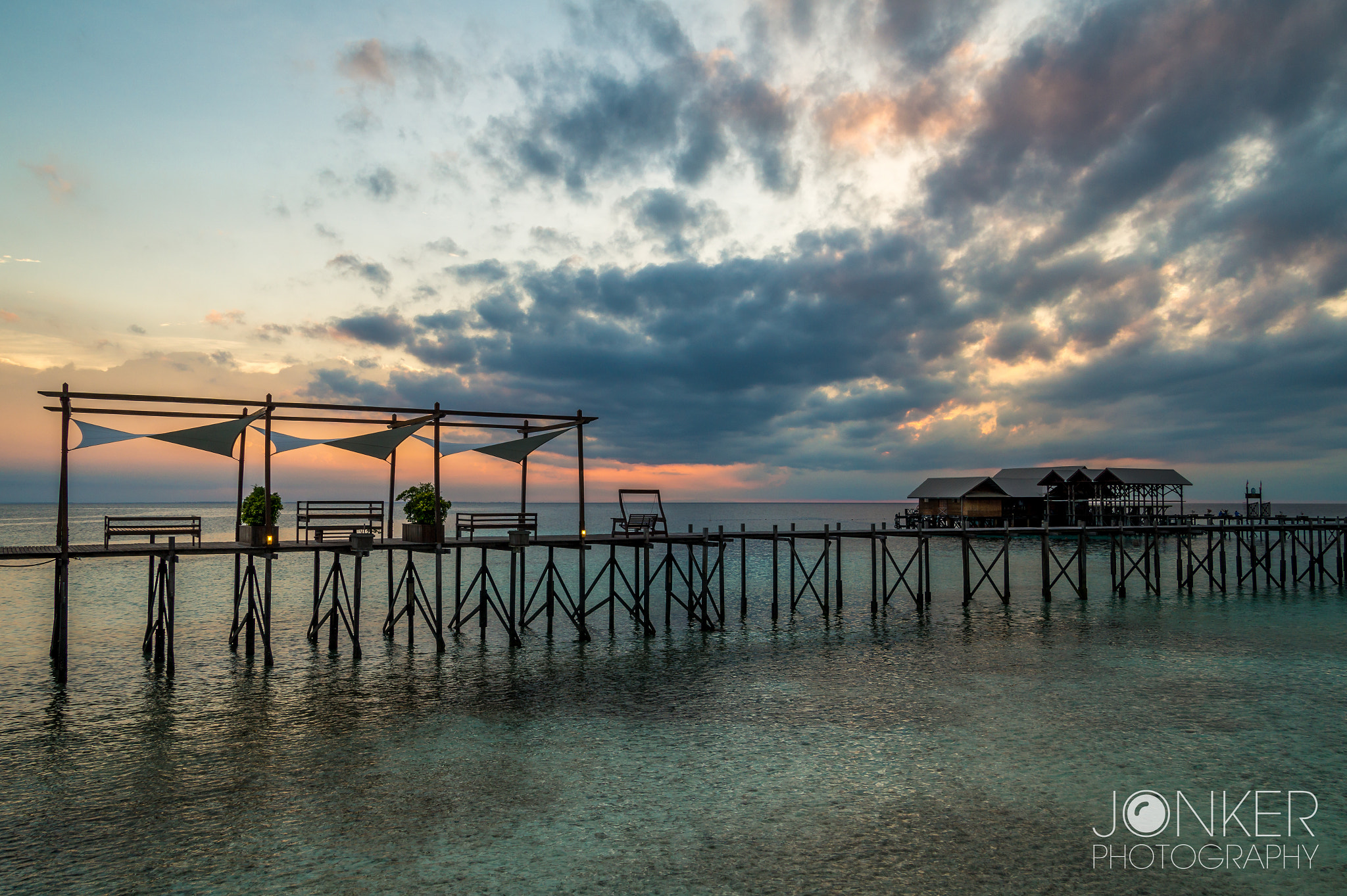 Sony SLT-A58 + Tamron 18-270mm F3.5-6.3 Di II PZD sample photo. Sunset at lankayan, borneo photography