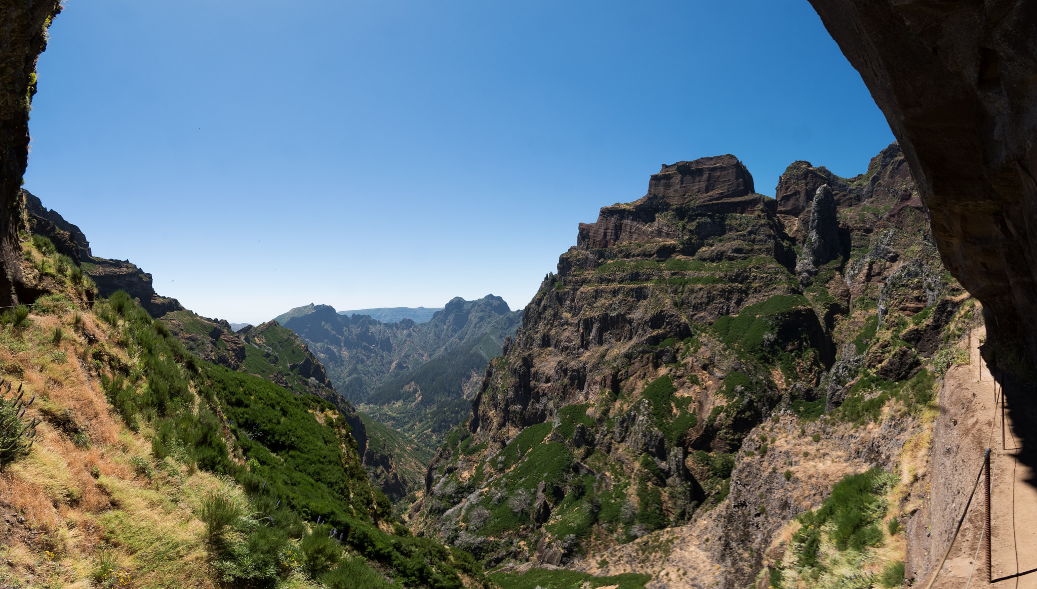 Pentax K-S2 sample photo. Beneath the pico das torres photography