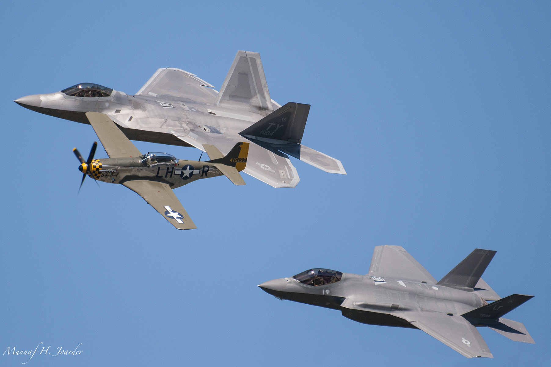 Nikon AF-S Nikkor 200-500mm F5.6E ED VR sample photo. Heritage flight at cleveland air show 2016. photography