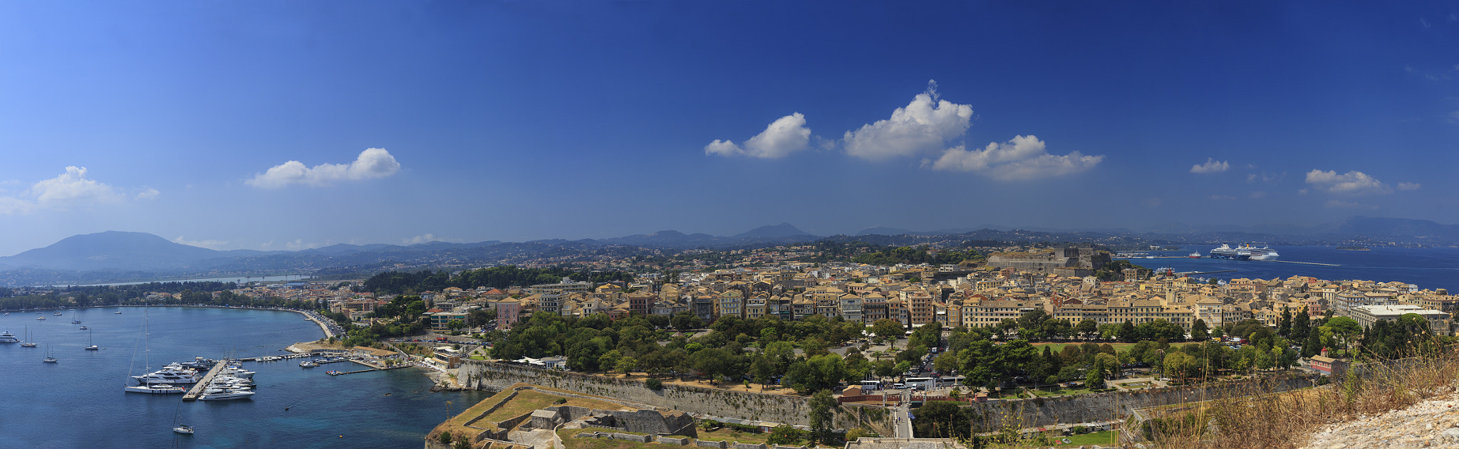 Canon EF 24-70mm F4L IS USM sample photo. Corfu town panorama photography