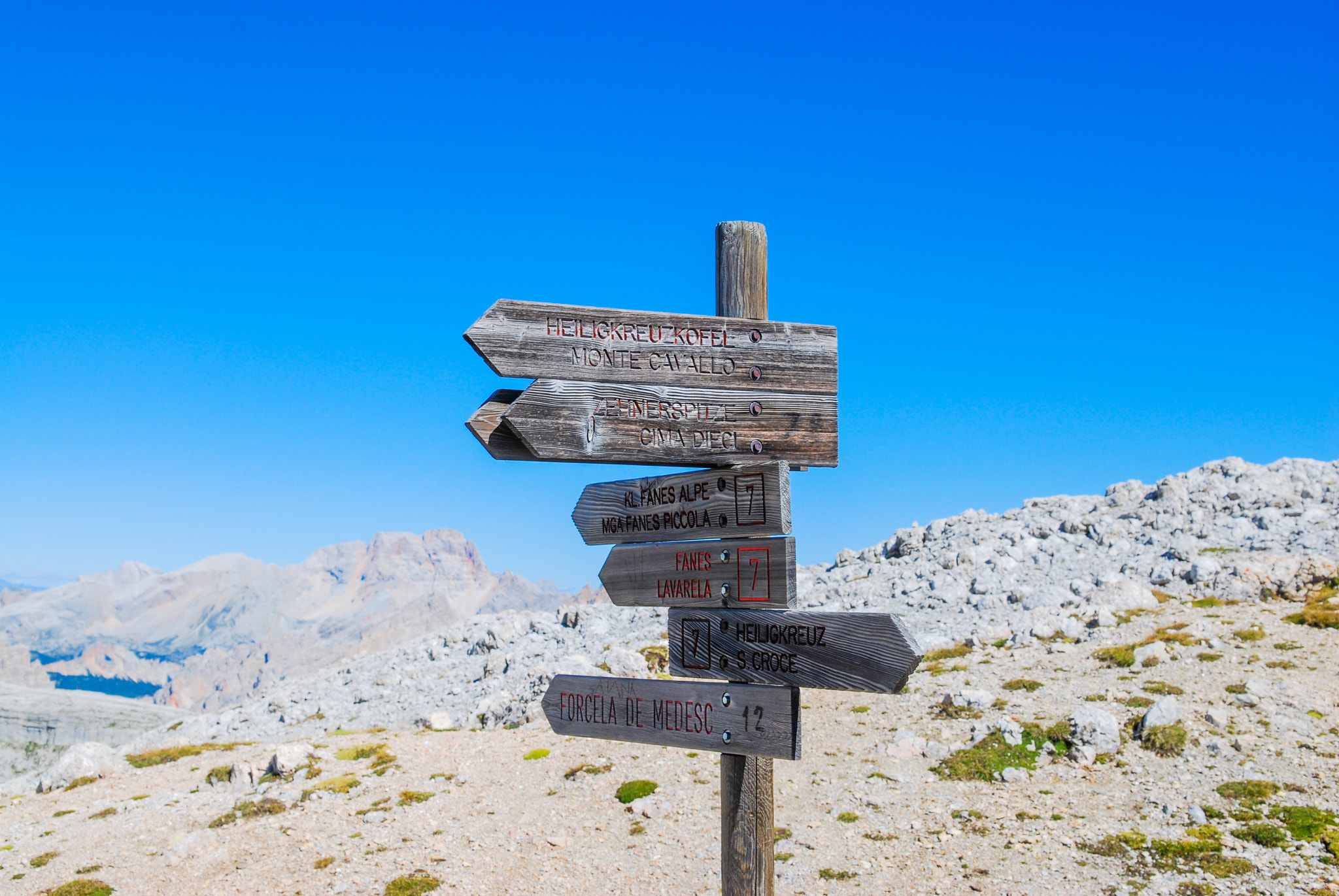 Nikon D40X sample photo. Direction of dolomites photography