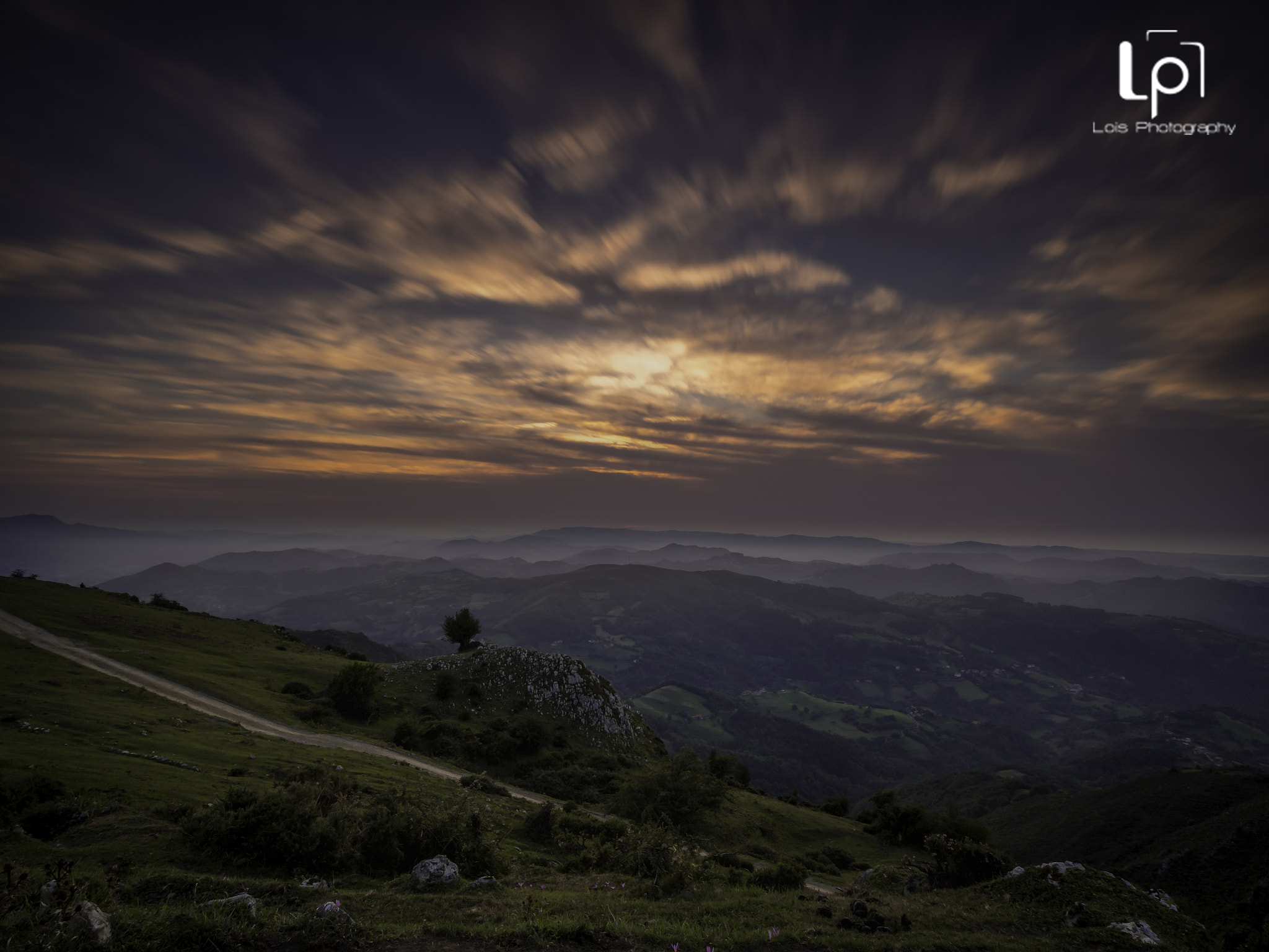 Olympus OM-D E-M10 II + OLYMPUS M.9-18mm F4.0-5.6 sample photo. Atardecer en el sueve. photography