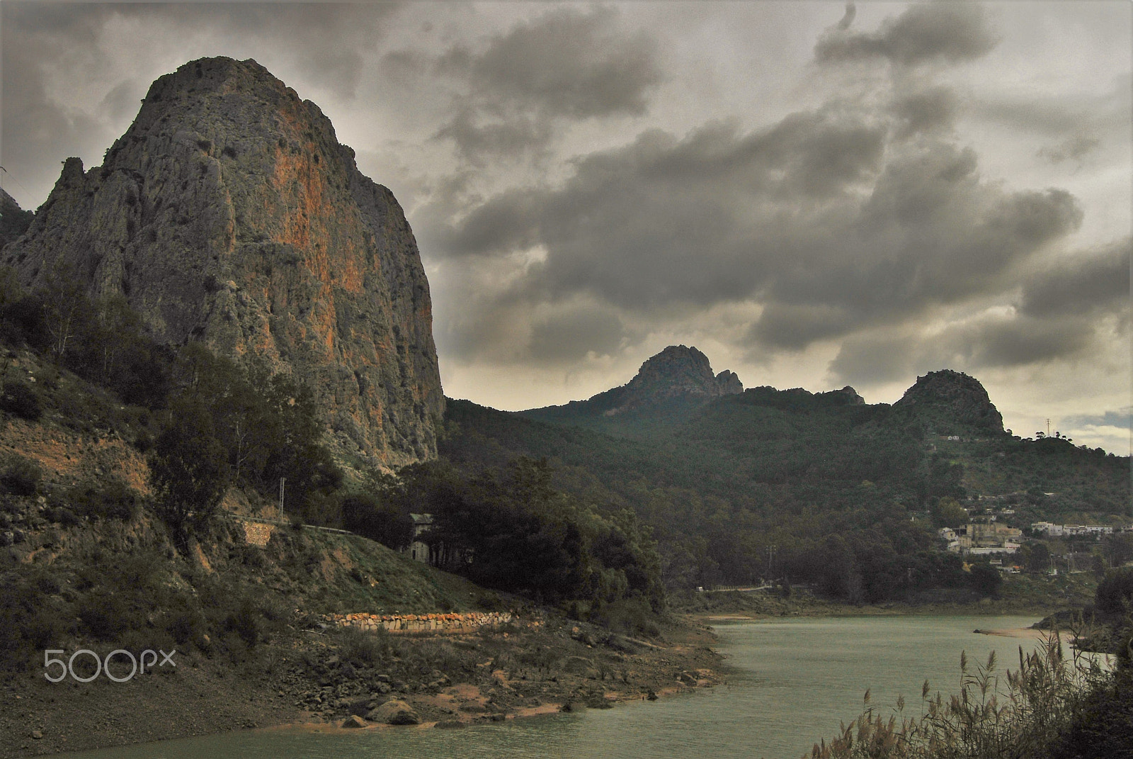 Nikon D80 sample photo. El chorro photography