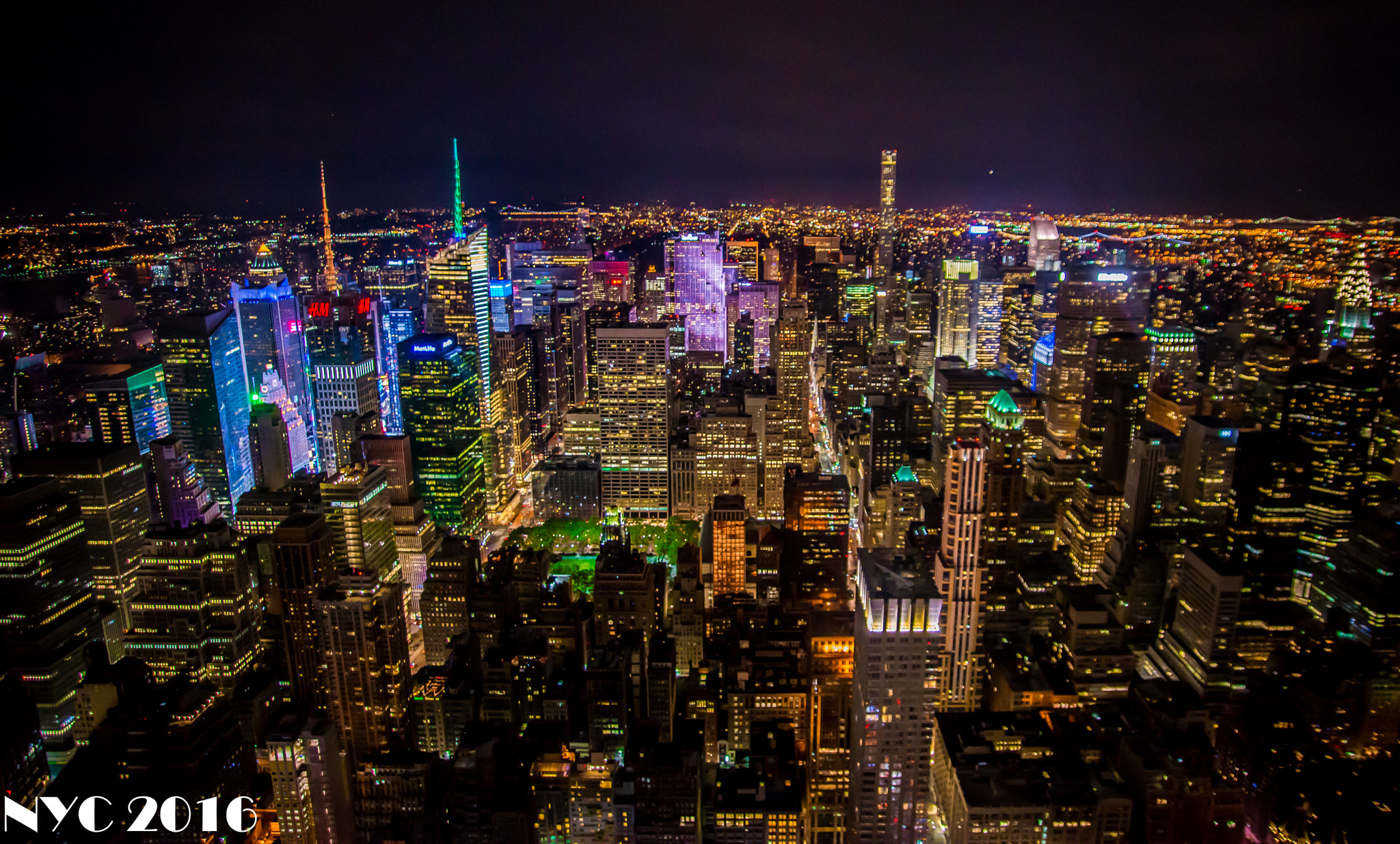 Sigma 17-35mm F2.8-4 EX DG  Aspherical HSM sample photo. Big apple by night photography