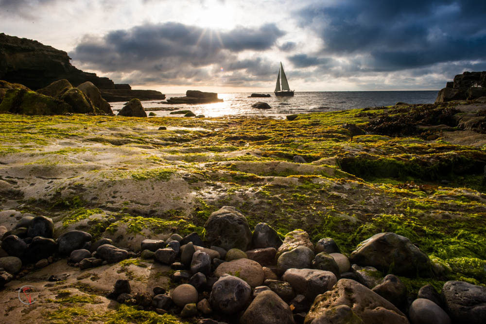 Nikon Df + Nikon AF Nikkor 24mm F2.8D sample photo. Isle of portland photography