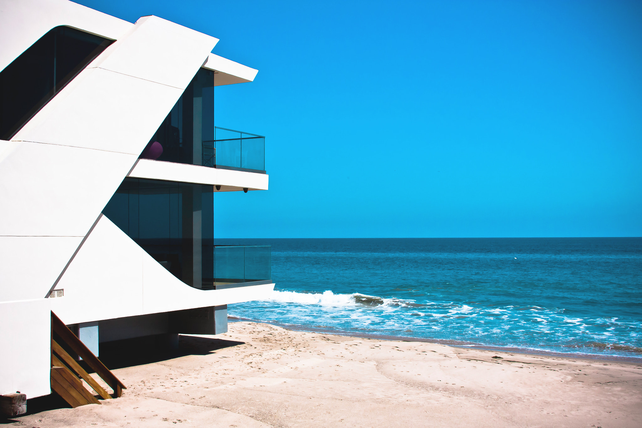 Canon EF 28-135mm F3.5-5.6 IS USM sample photo. Malibu beach photography