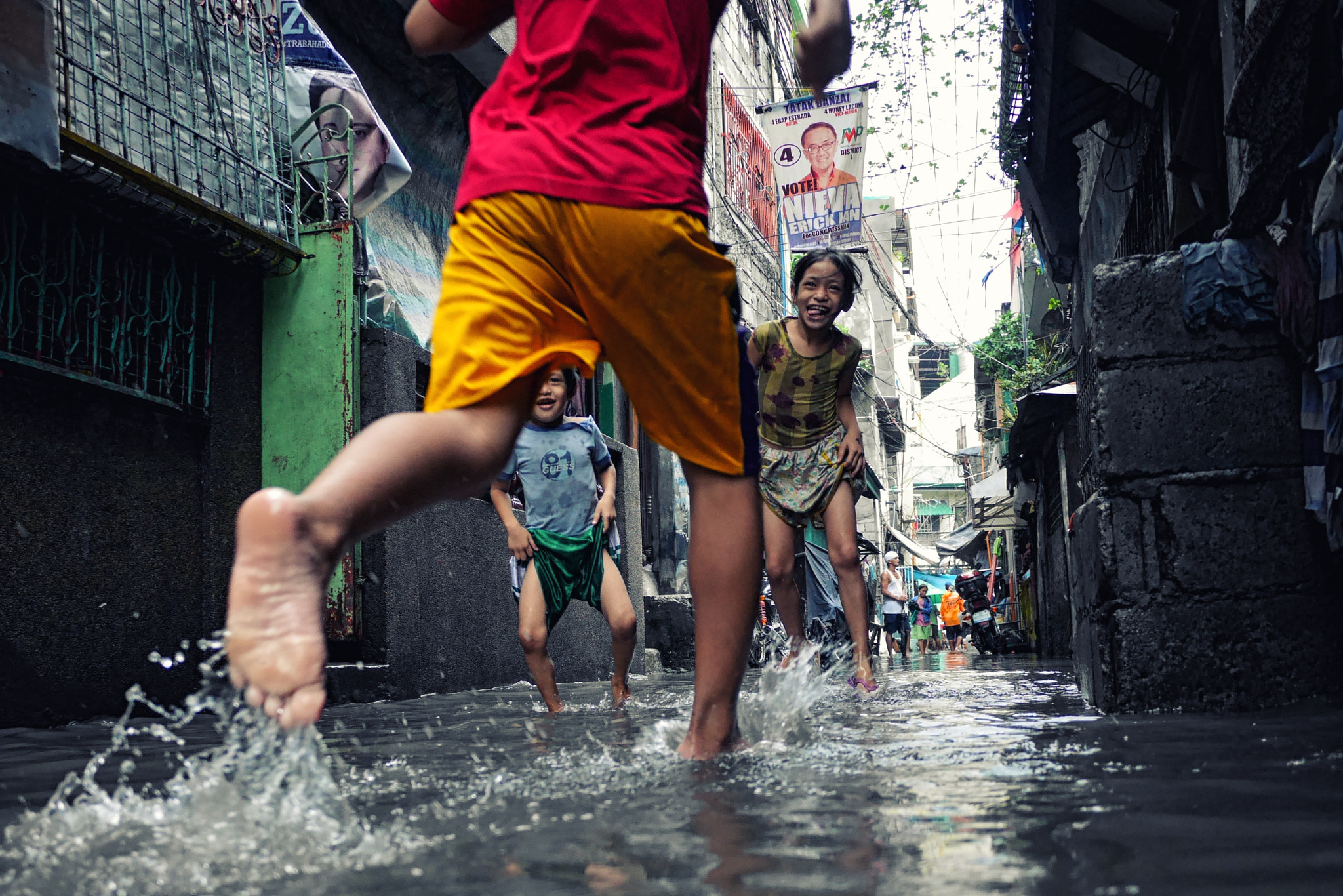 Panasonic Lumix DMC-GX7 + Panasonic Lumix G 14mm F2.5 ASPH sample photo. Splash! photography