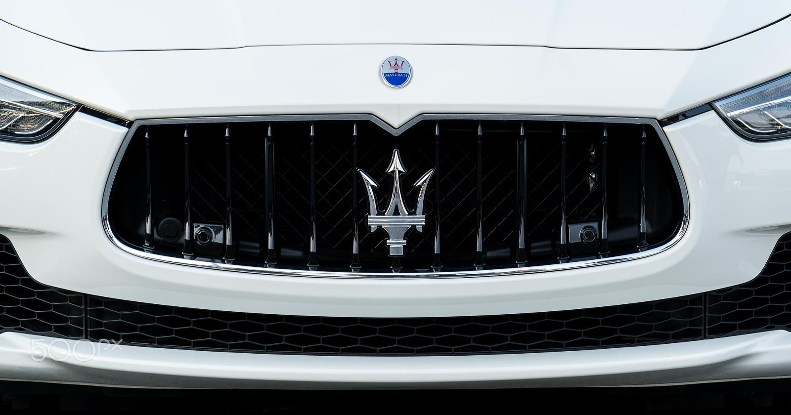ZEISS Batis 85mm F1.8 sample photo. Maserati photography