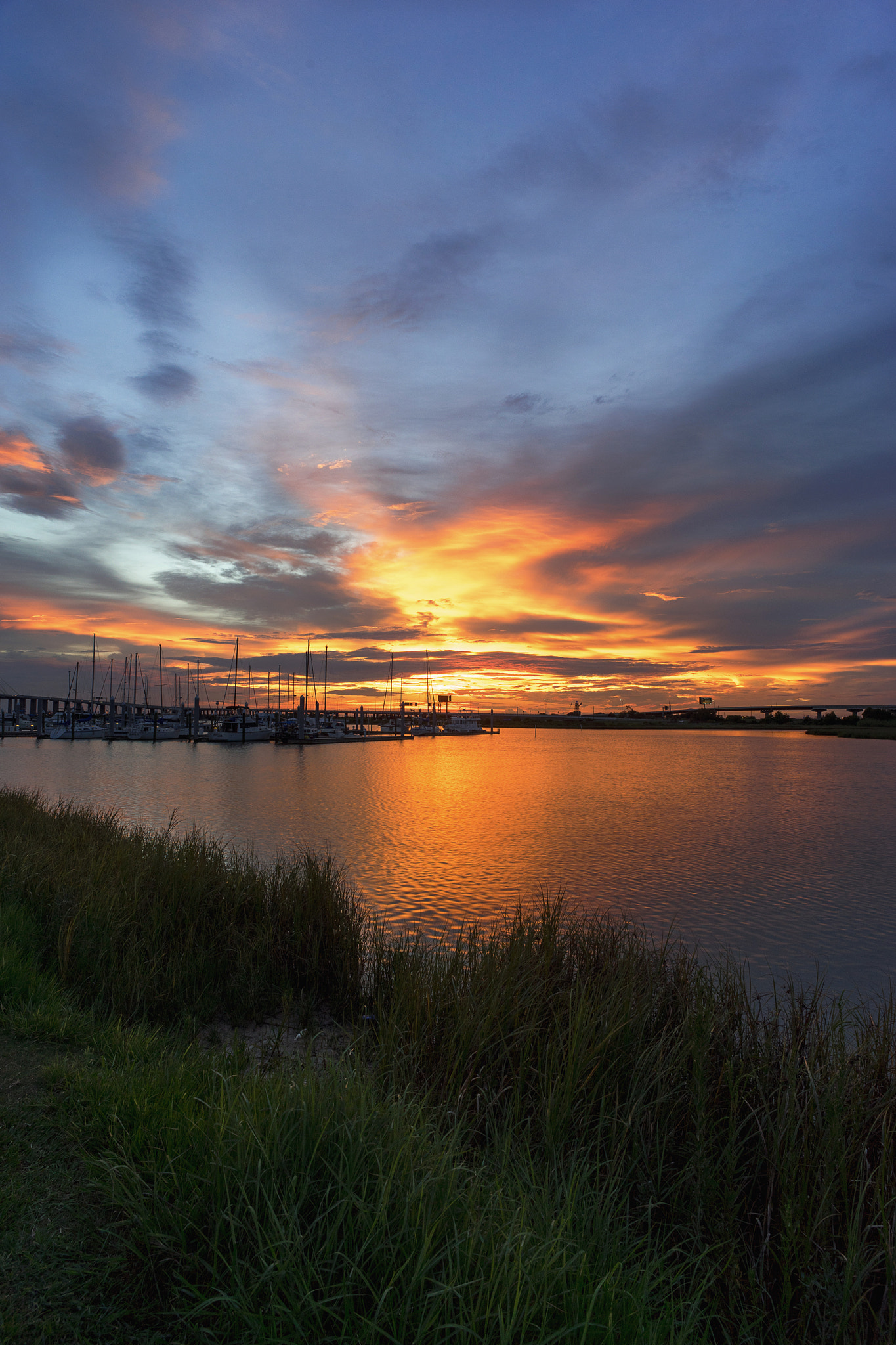 Sony a7 + Sony 20mm F2.8 sample photo. Sunset at baytown photography