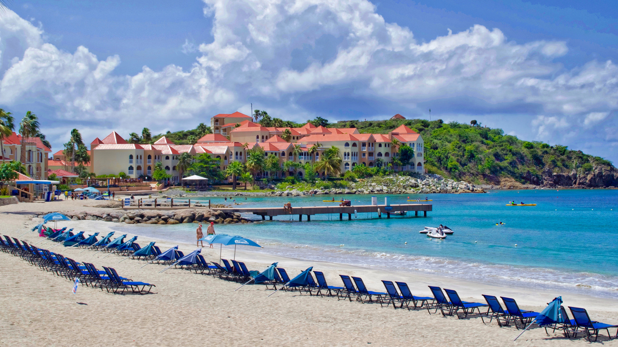 Tamron AF 18-200mm F3.5-6.3 XR Di II LD Aspherical (IF) Macro sample photo. Divi little bay hotel on st.maarten (caribbean) photography