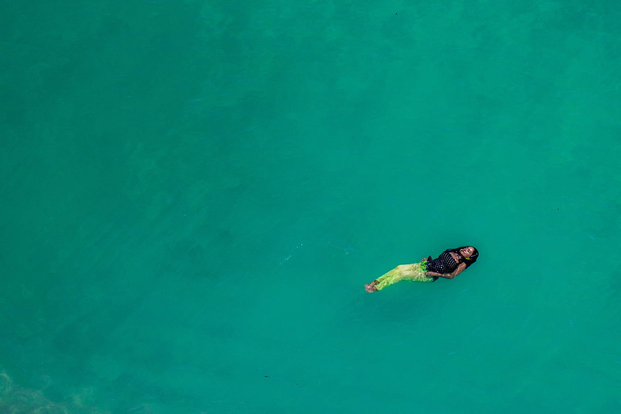Canon EOS 5DS sample photo. A day at the beach - floating photography