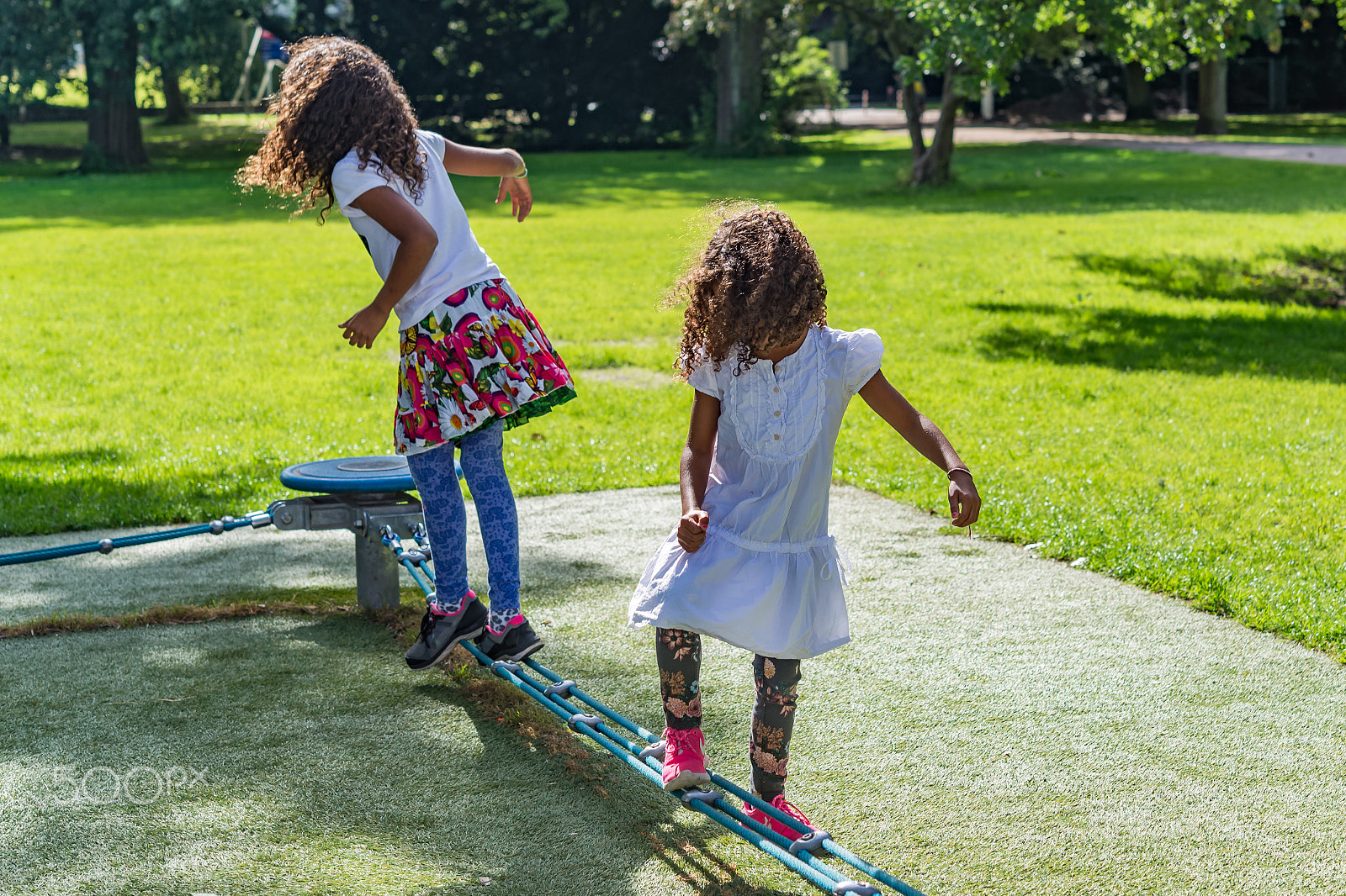 Nikon AF-S Micro-Nikkor 60mm F2.8G ED sample photo. Adorable kids playing outside in park on a summer day photography
