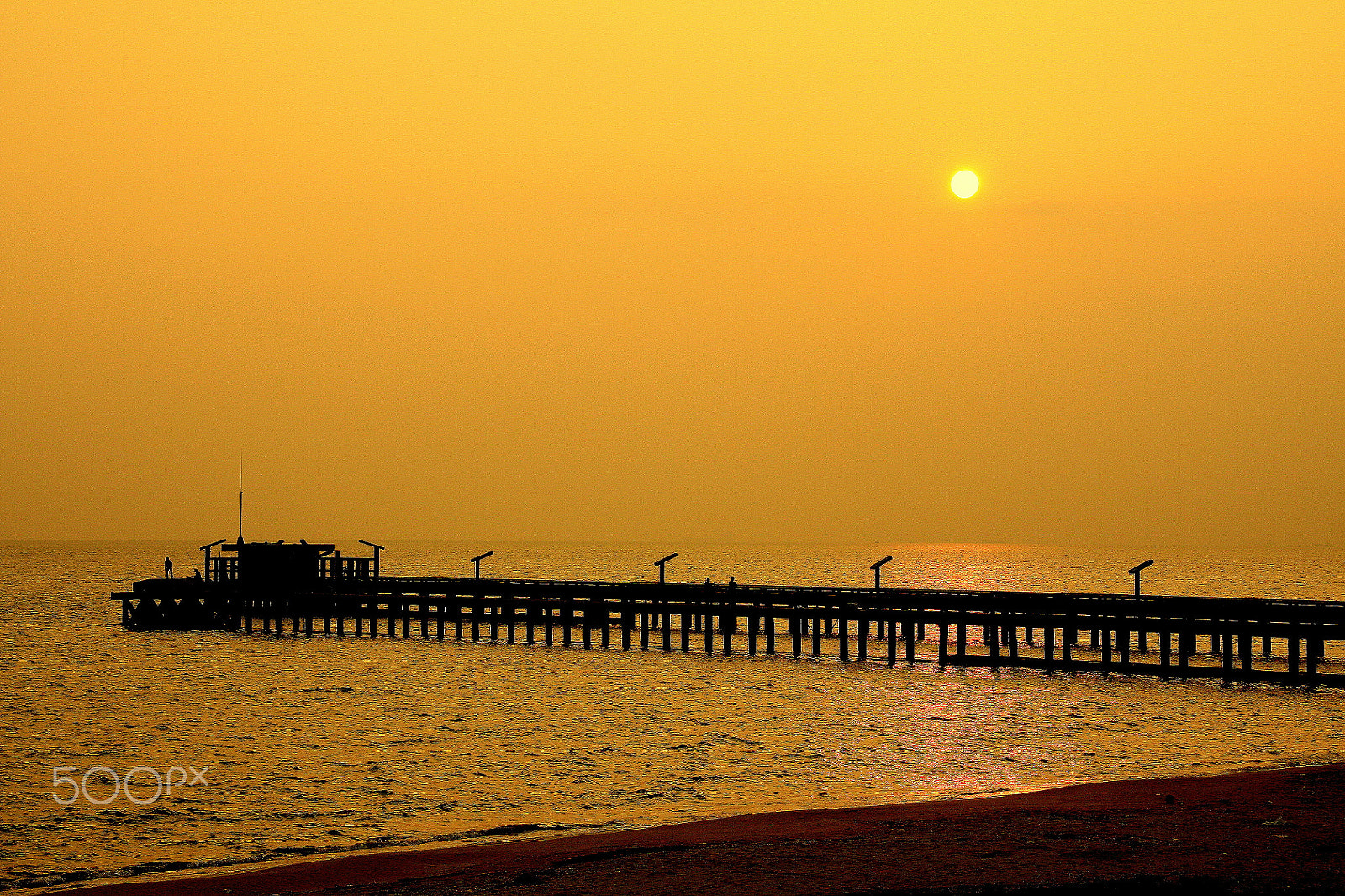 Canon EF-S 17-85mm F4-5.6 IS USM sample photo. The port rayong photography
