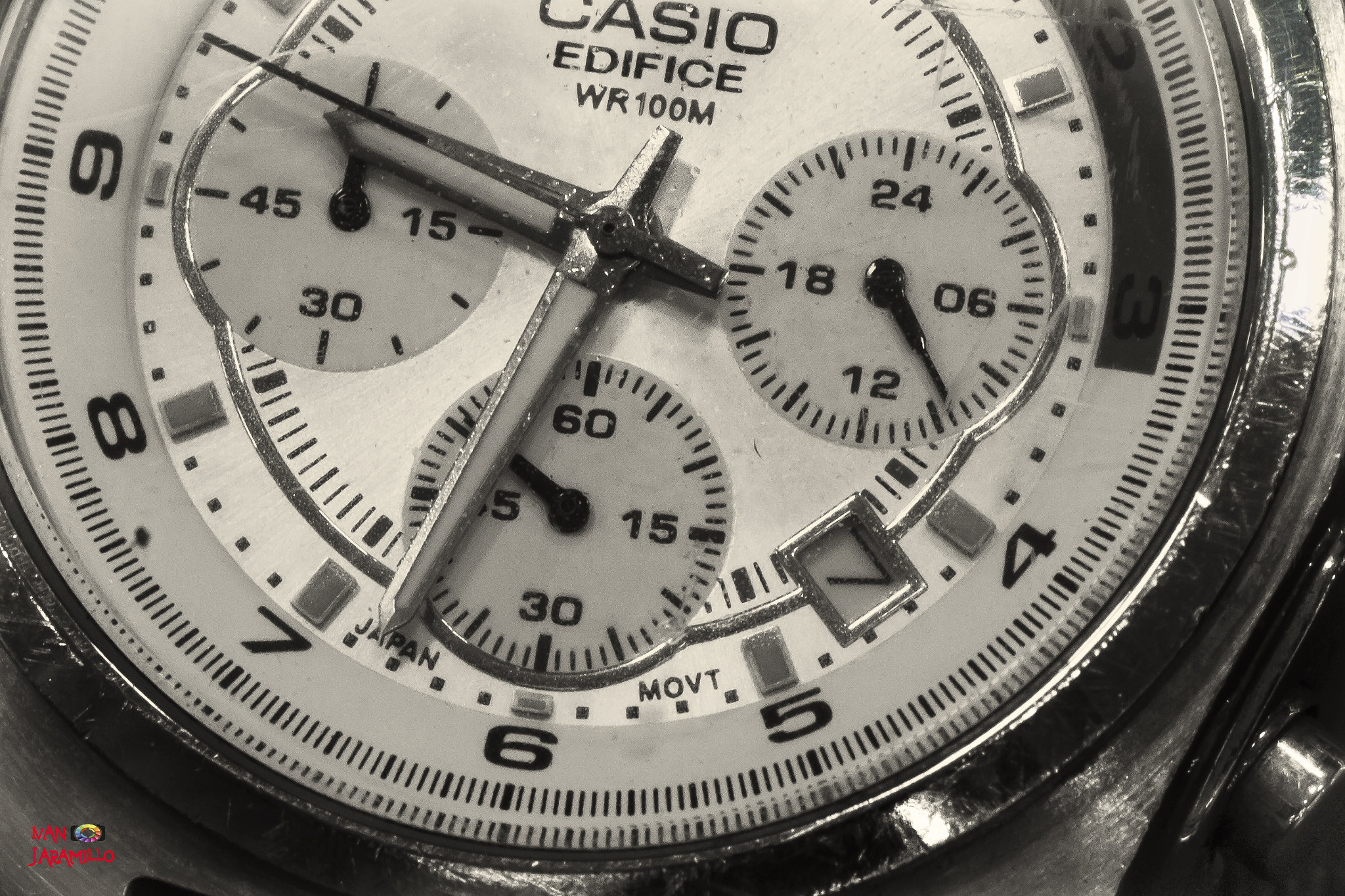 Canon EF 100mm F2.8 Macro USM sample photo. Reloj photography