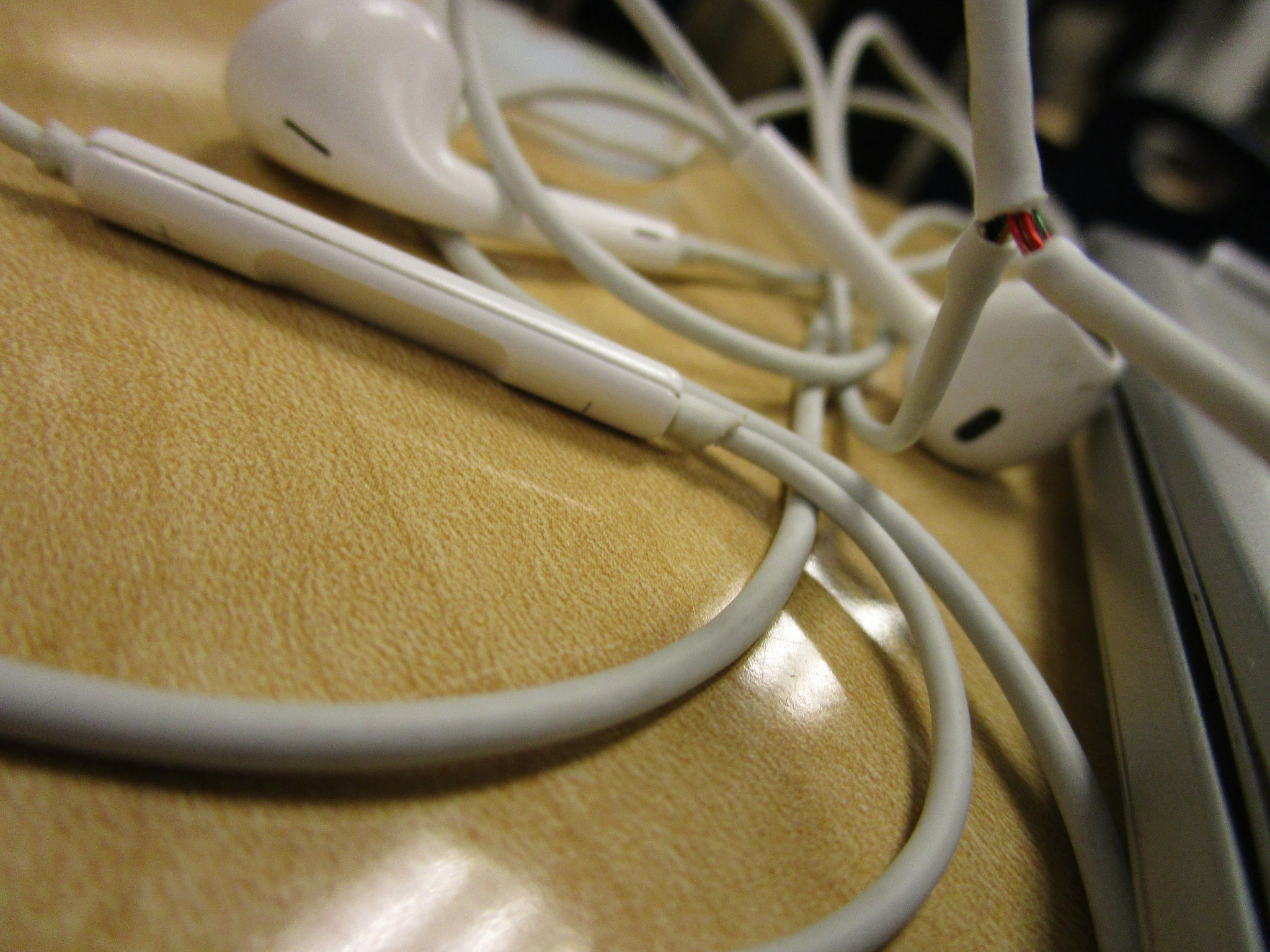 Canon PowerShot ELPH 150 IS (IXUS 155 / IXY 140) sample photo. Img photography