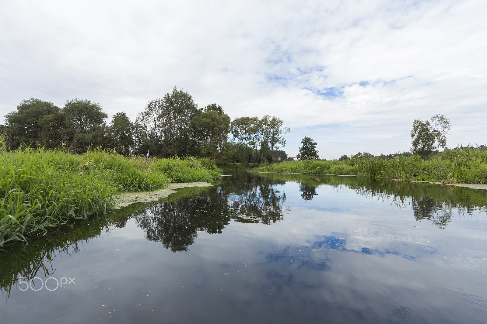 Canon EF-S 10-22mm F3.5-4.5 USM sample photo. River wkra, poland photography