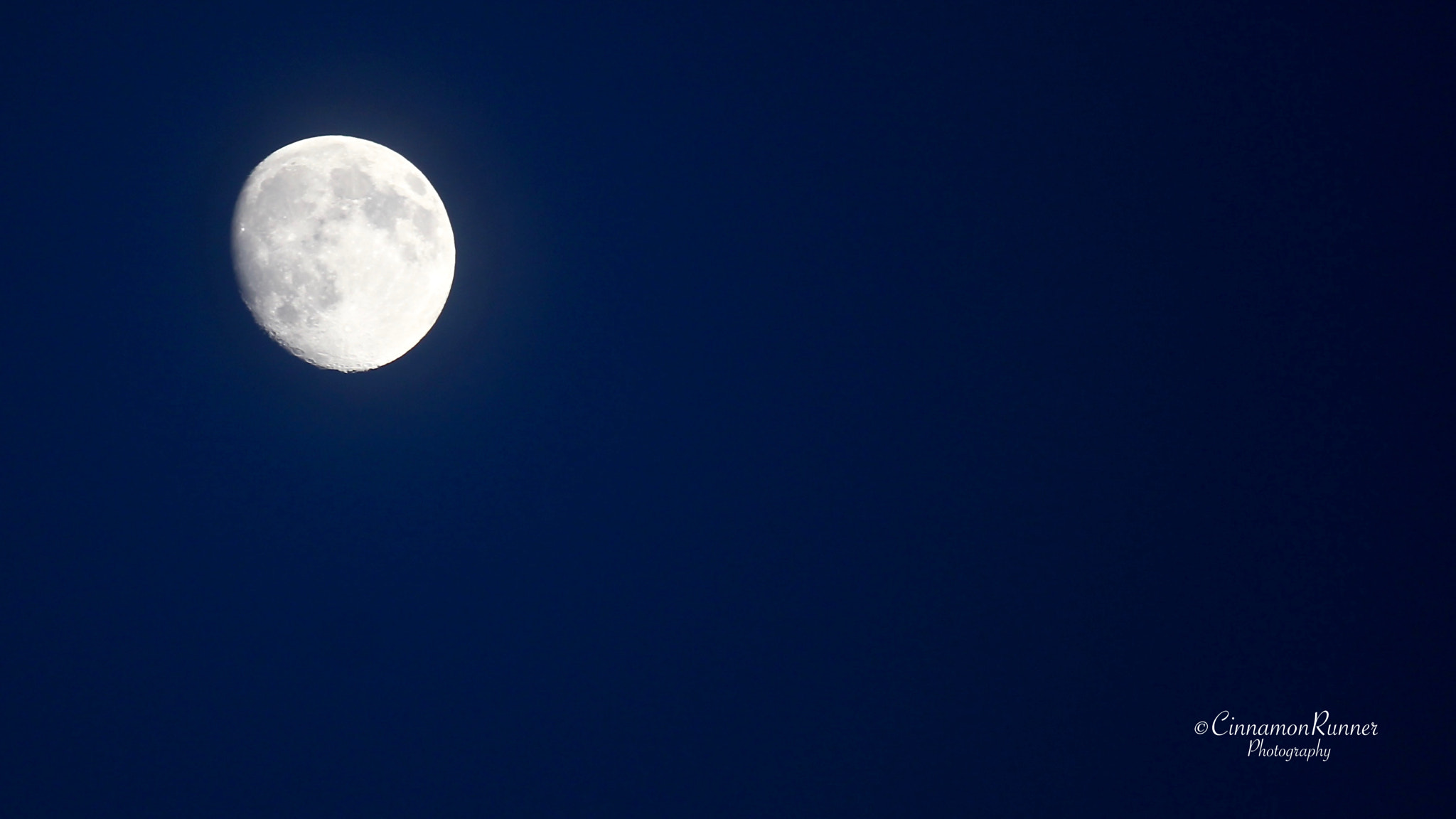 Canon EOS 100D (EOS Rebel SL1 / EOS Kiss X7) sample photo. Moon so bright... photography