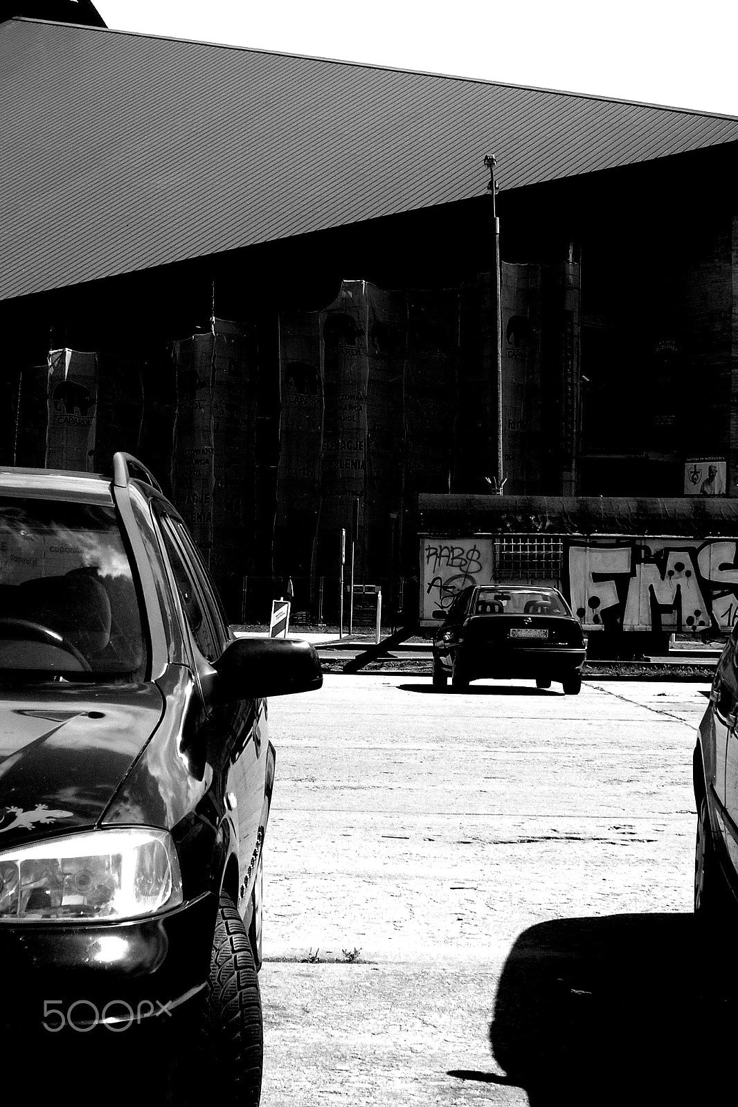 Olympus C5060WZ sample photo. Street life photography