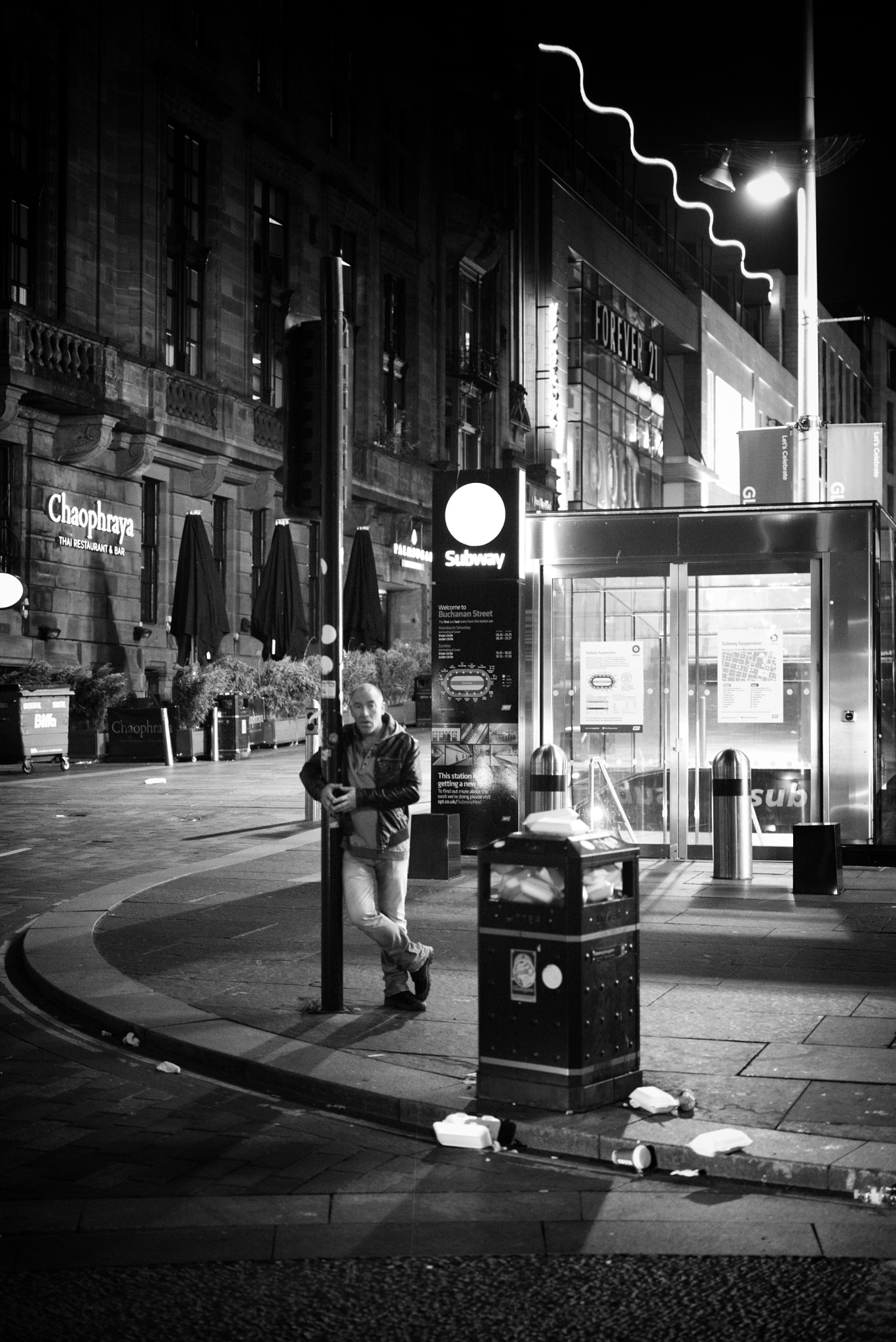 Leica APO-Summicron-M 50mm F2 ASPH sample photo. Propped up photography