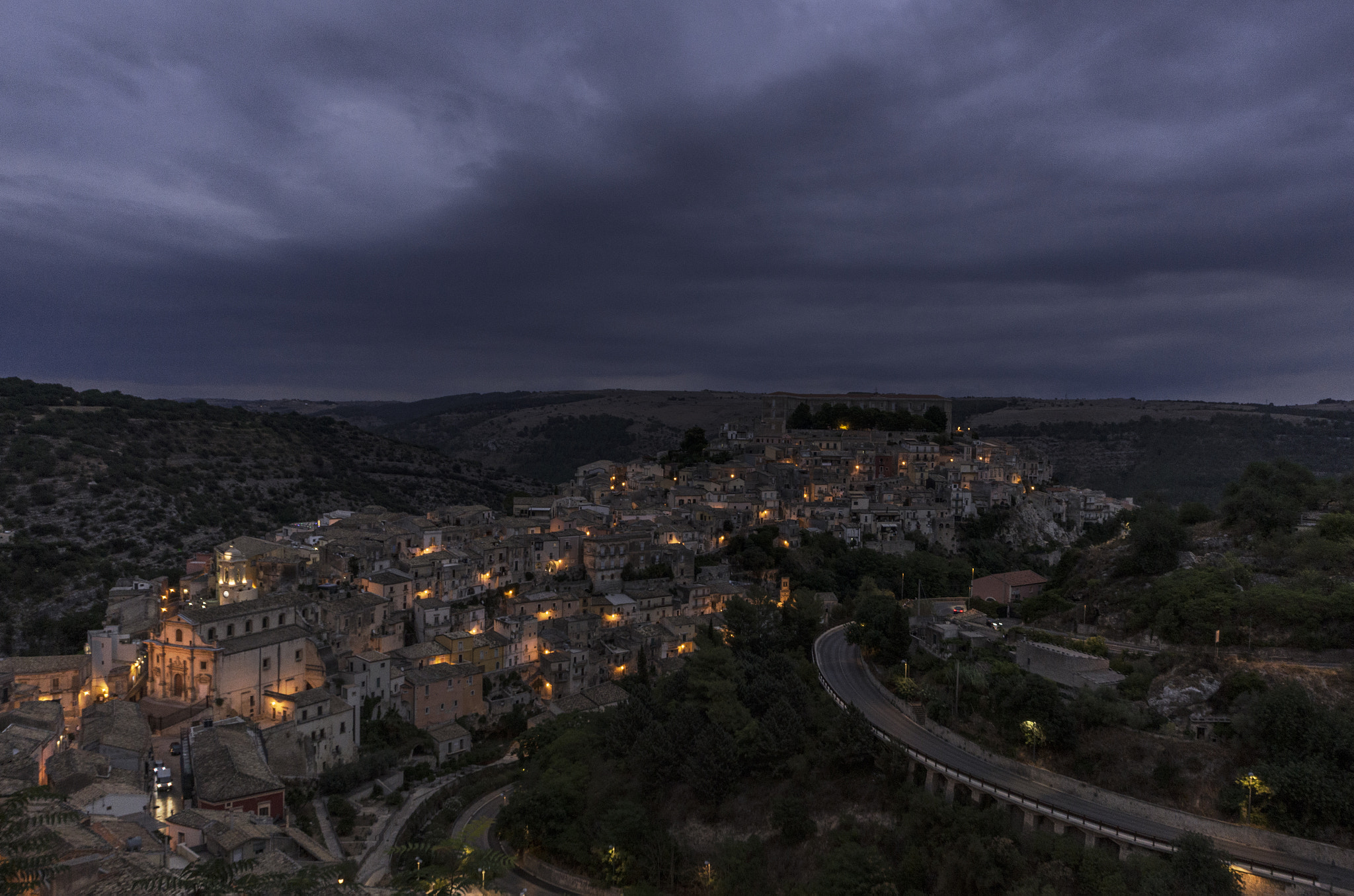 Sigma 12-24mm F4.5-5.6 II DG HSM sample photo. _lights on ibla_ photography