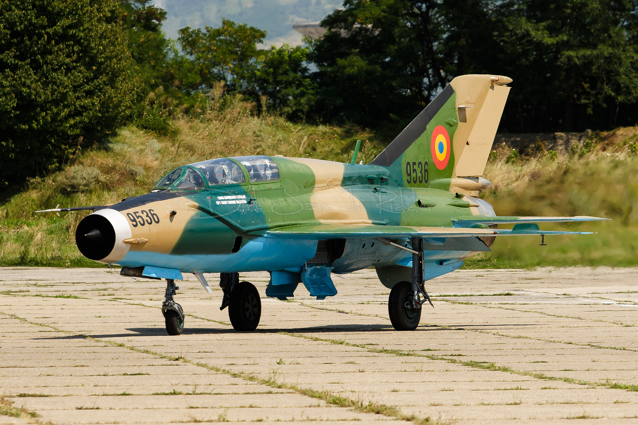 Canon EOS 20D sample photo. Romanian air force mig-21 lancer b 9536 photography