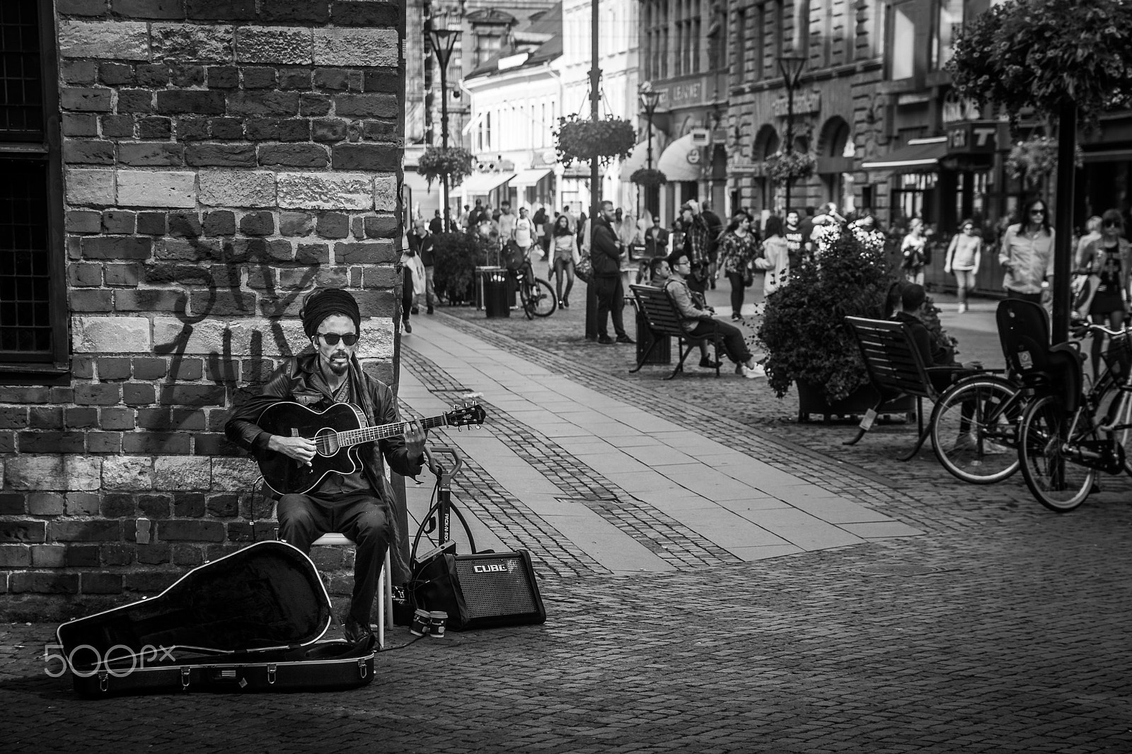 Canon EF 24-85mm F3.5-4.5 USM sample photo. Play it again, sam photography