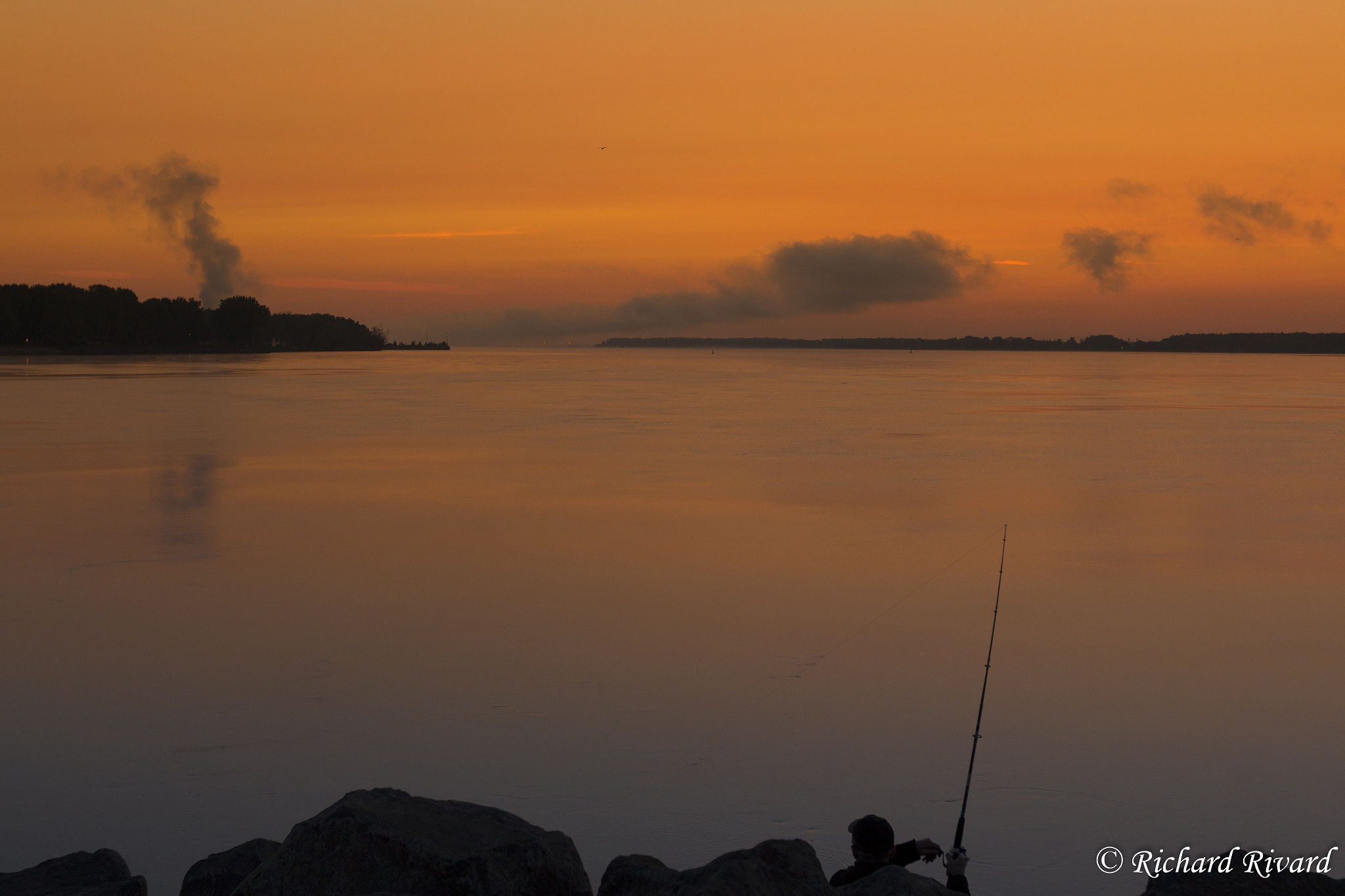Canon EF 16-35mm F2.8L II USM sample photo. Morning fishing photography