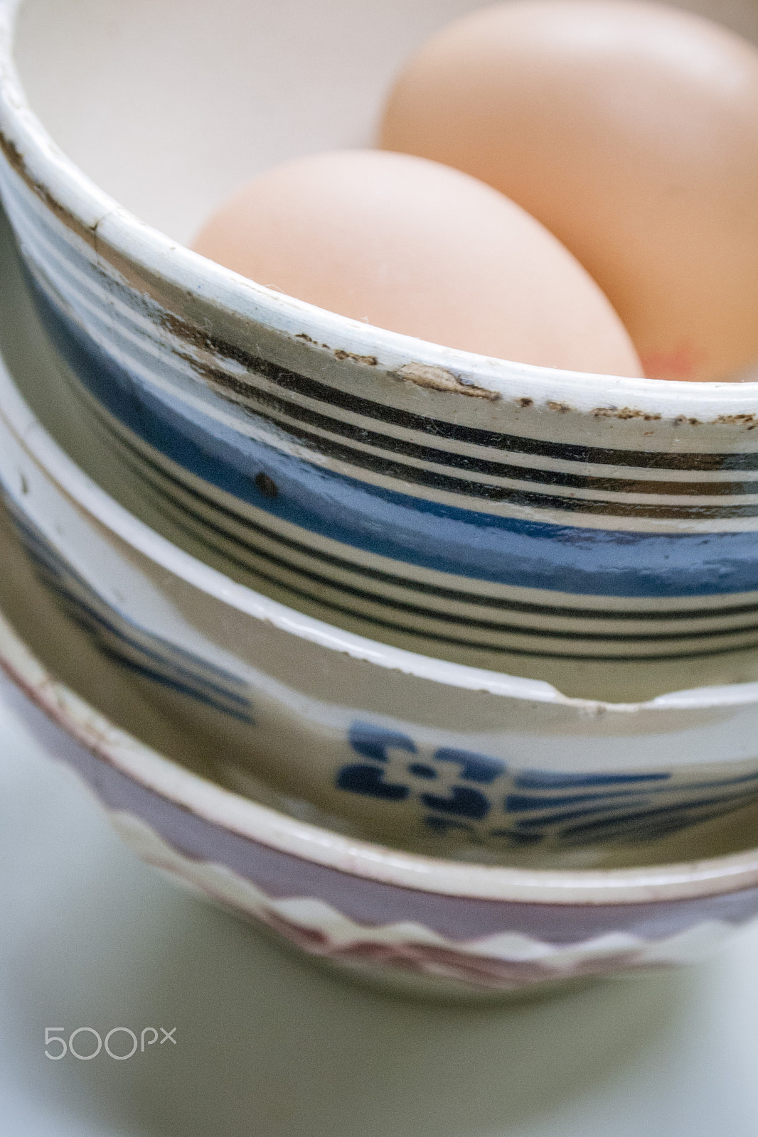Olympus PEN E-P1 sample photo. Eggs and french coffee bowls photography