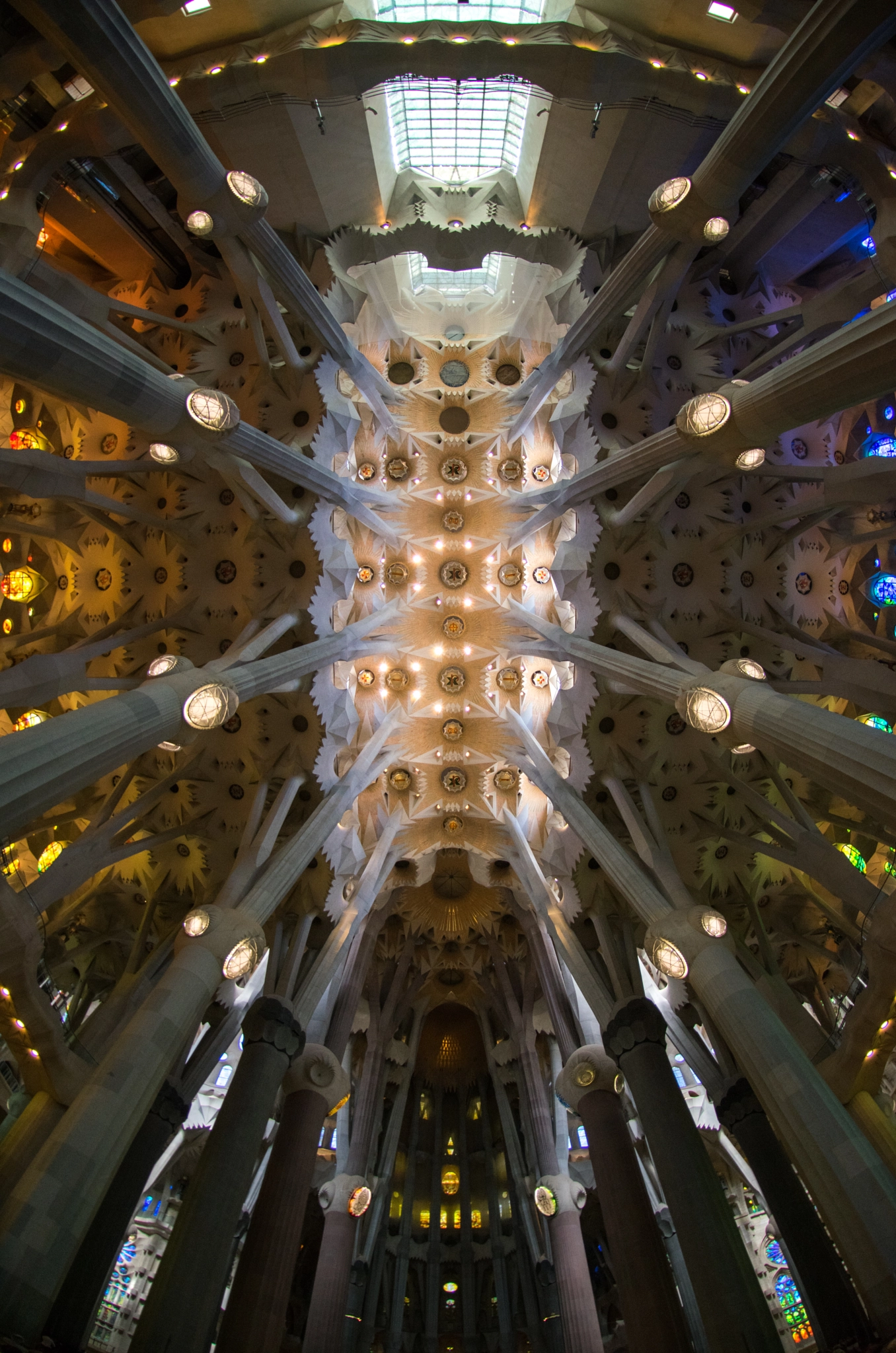 Nikon AF DX Fisheye-Nikkor 10.5mm F2.8G ED sample photo. Basílica i temple expiatori de la sagrada família i photography