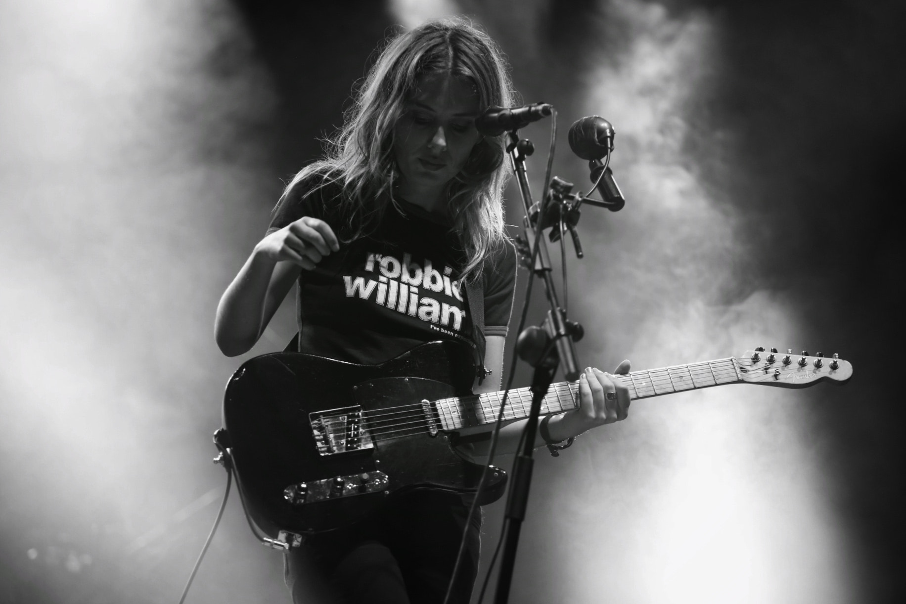 Canon 70-200mm sample photo. The gig photography