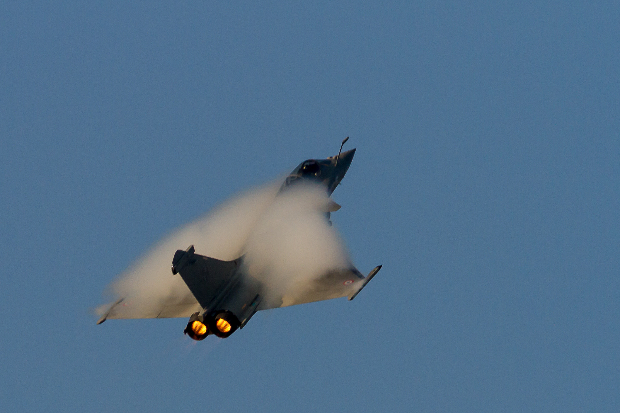 Canon EOS 7D + Canon EF 300mm F4L IS USM sample photo. Rafale - cloud maker - 3 photography
