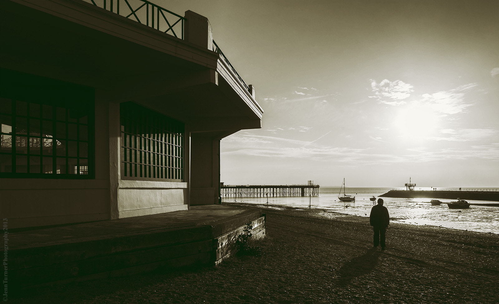 Canon EOS 6D + Canon TS-E 24mm f/3.5L sample photo. Golden light photography
