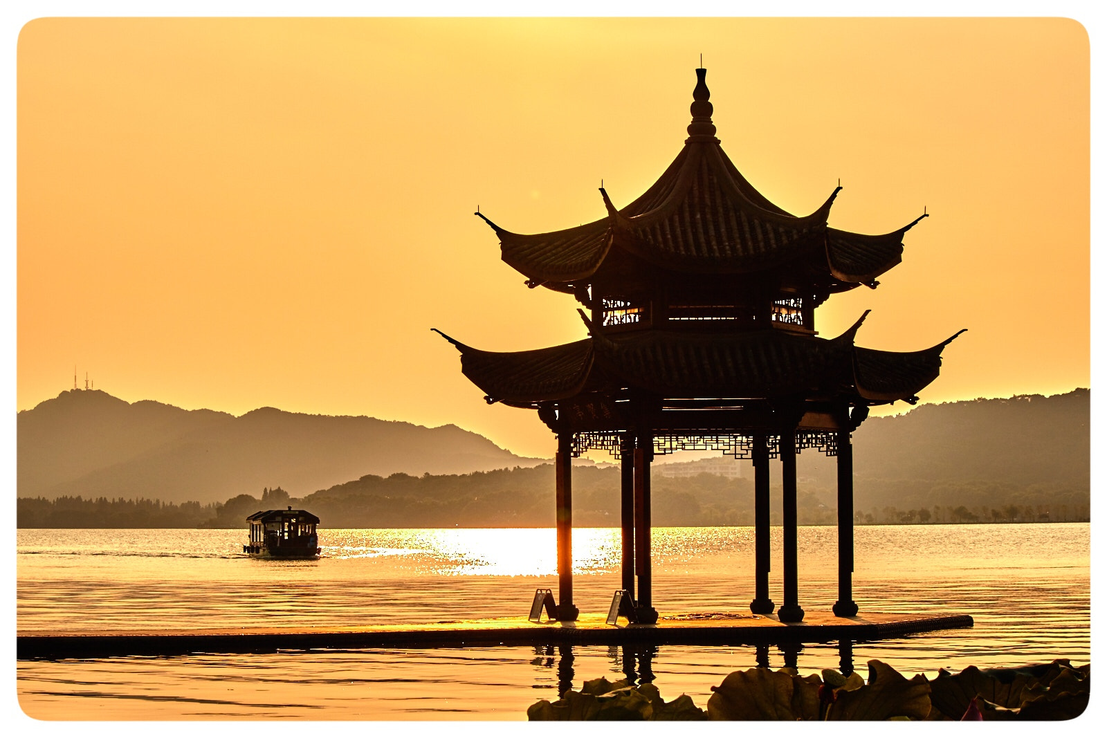 Canon EF-S 55-250mm F4-5.6 IS sample photo. Sunset west lake. hang zhou photography
