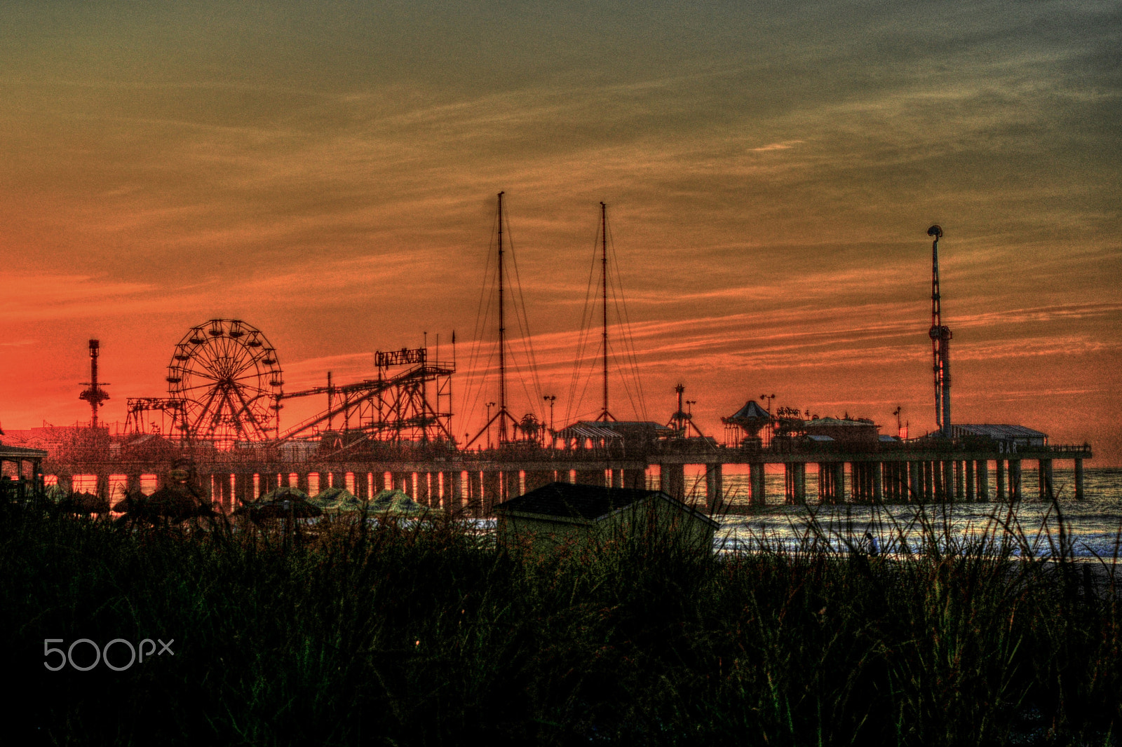 AF Zoom-Nikkor 35-70mm f/3.3-4.5 sample photo. Pier view. photography