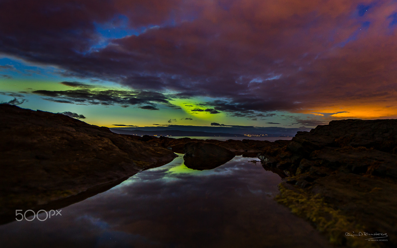 Canon EOS 6D + Canon EF 14mm F2.8L II USM sample photo. Aurora´s energy and a small pond photography