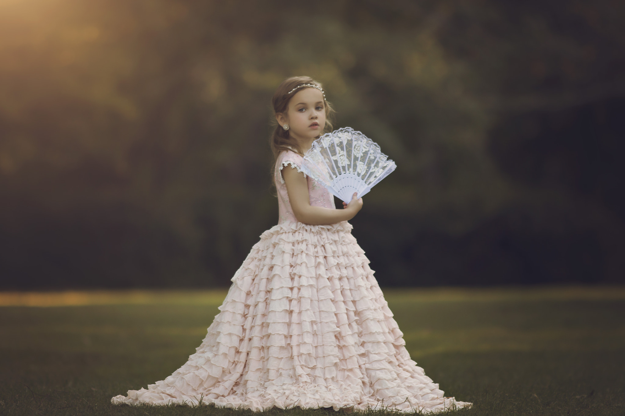 Canon EOS 70D + Canon EF 200mm F2.8L II USM sample photo. "she will hold herself to a standard of grace photography