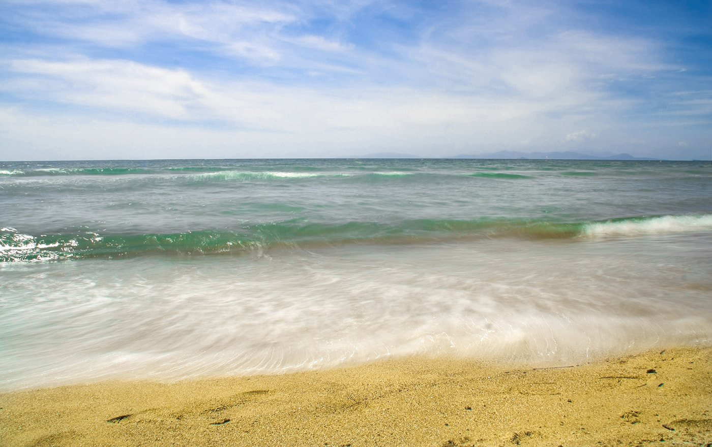 Canon EOS 1000D (EOS Digital Rebel XS / EOS Kiss F) sample photo. Peace in front of my summer home photography