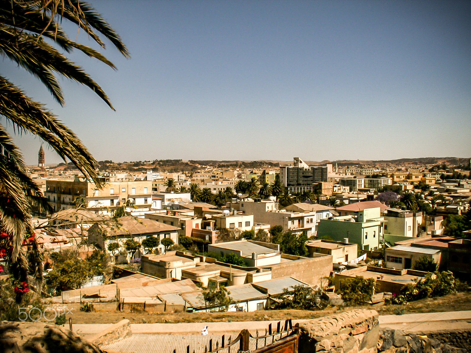 KONICA MINOLTA DiMAGE Z5 sample photo. View of asmara photography