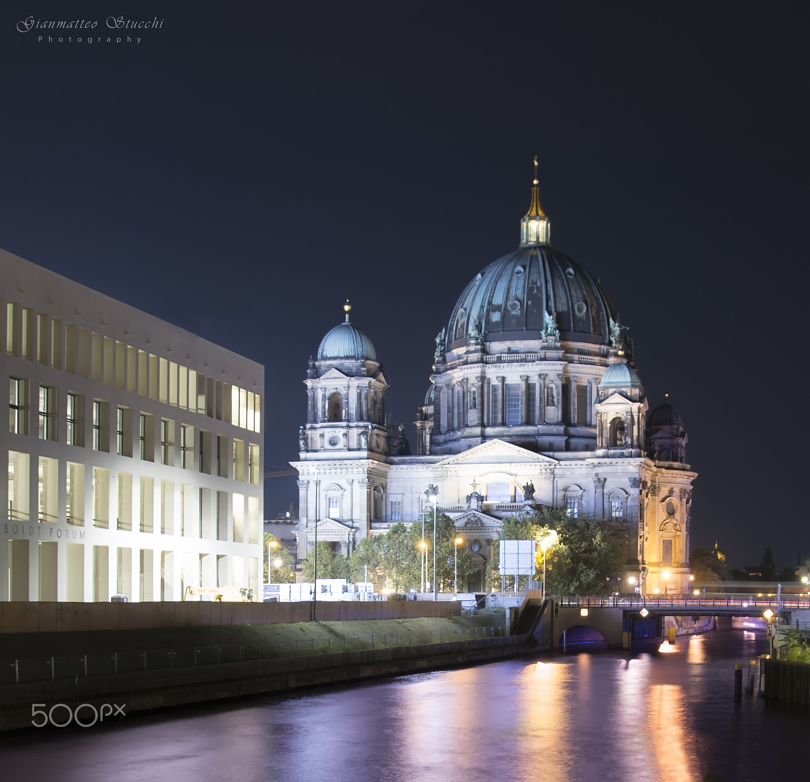 Pentax K-30 + Tamron SP AF 17-50mm F2.8 XR Di II LD Aspherical (IF) sample photo. Berliner dom by night photography