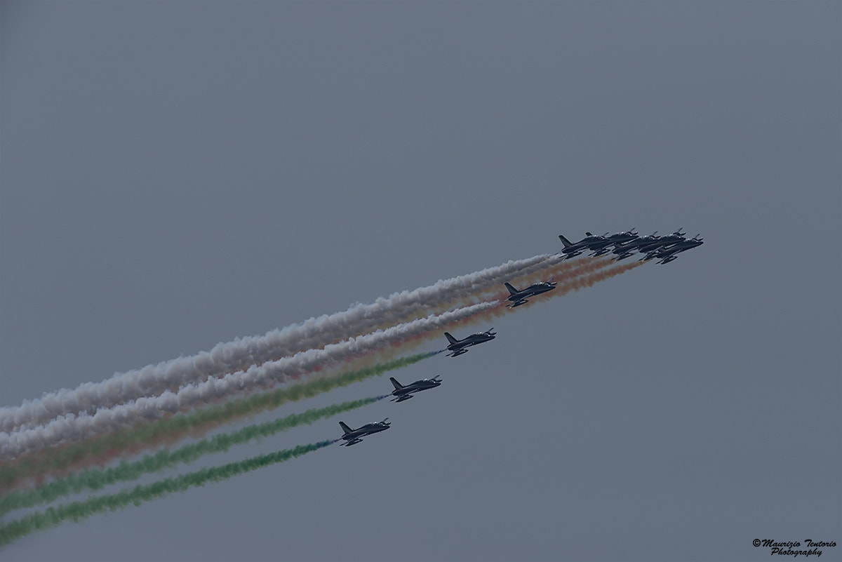 Nikon AF-S Nikkor 300mm F2.8G ED VR II sample photo. Frecce tricolori photography