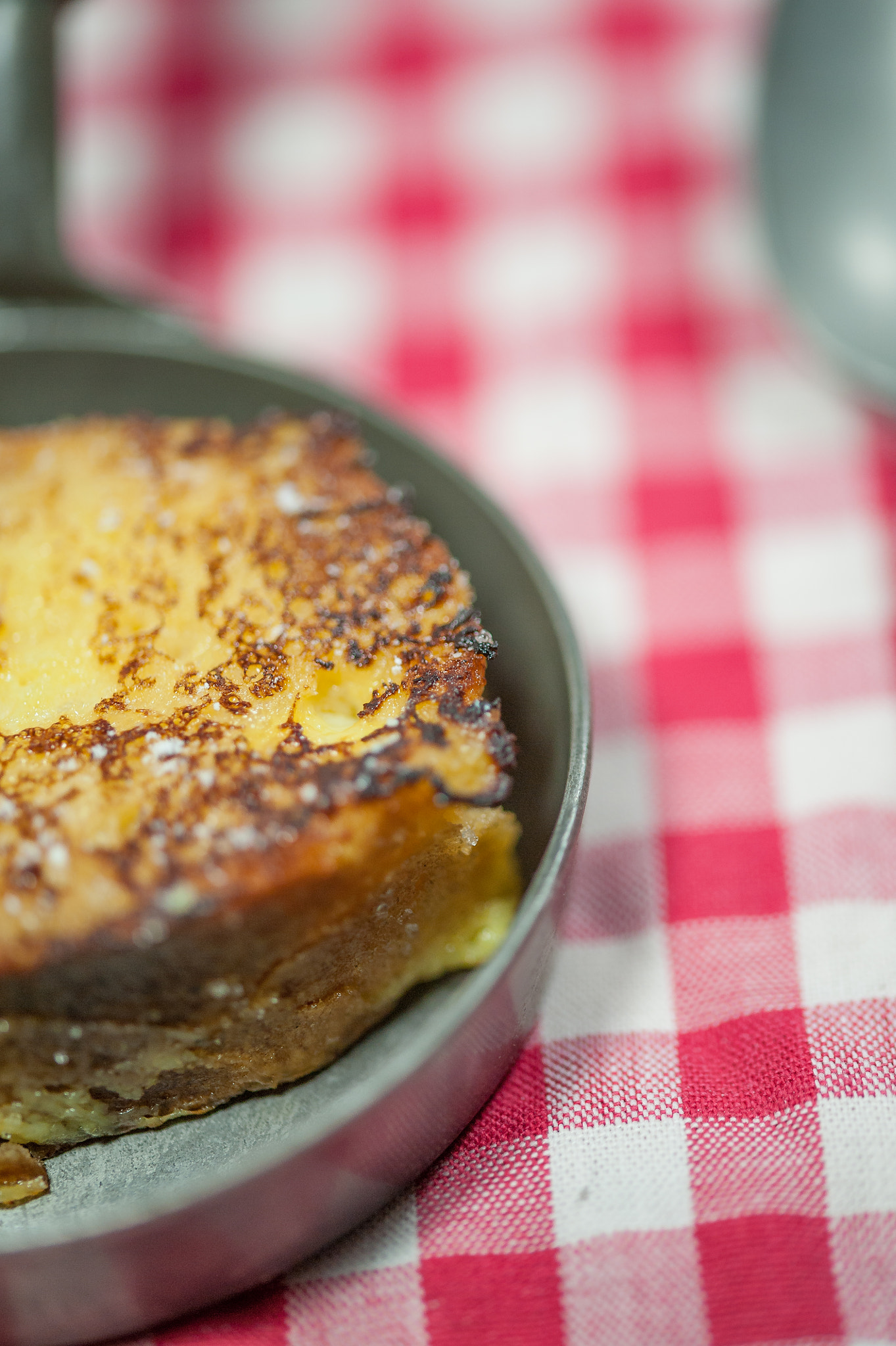 Sigma 105mm F2.8 EX DG OS HSM sample photo. Pain perdu photography
