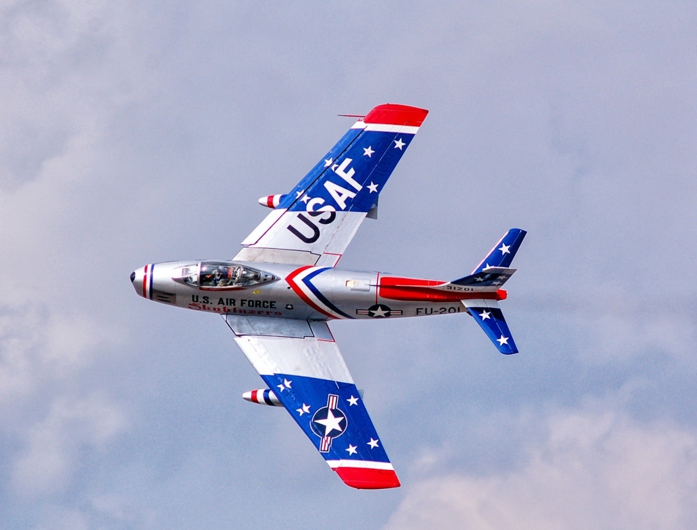 Nikon D50 + AF Zoom-Nikkor 70-210mm f/4 sample photo. North american f-86f sabre photography