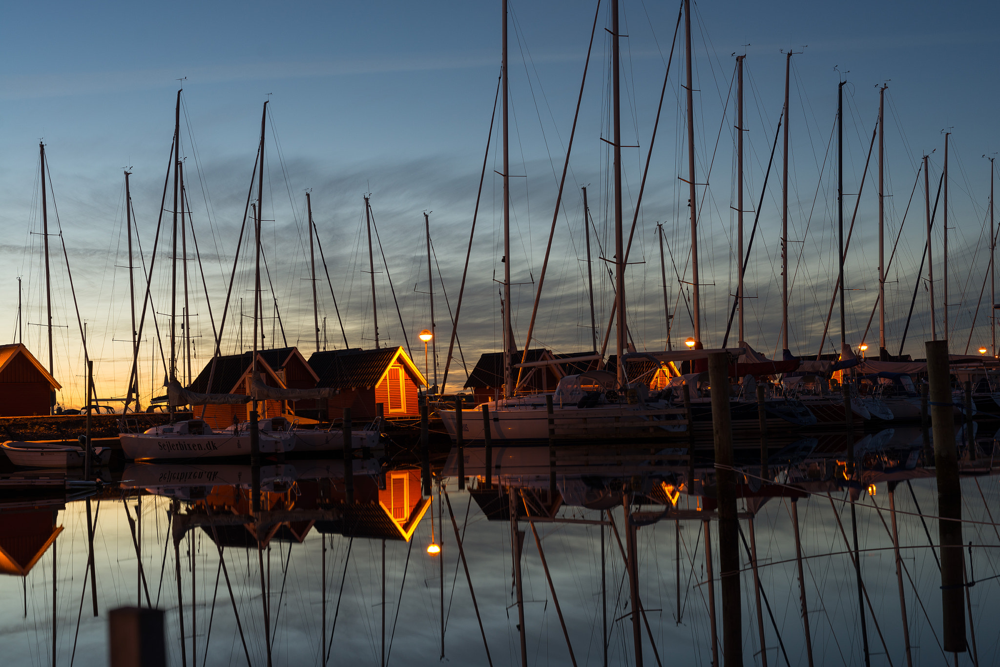 Nikon D600 + Sigma 50mm F1.4 DG HSM Art sample photo. Calm night photography