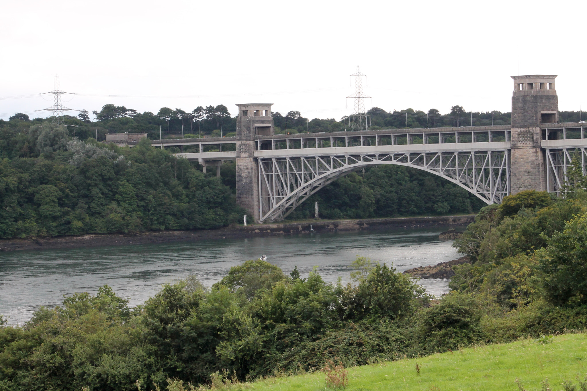 Canon EF75-300mm f/4-5.6 sample photo. Stephensons meni railway bridge built in 1850 using tubular steel photography