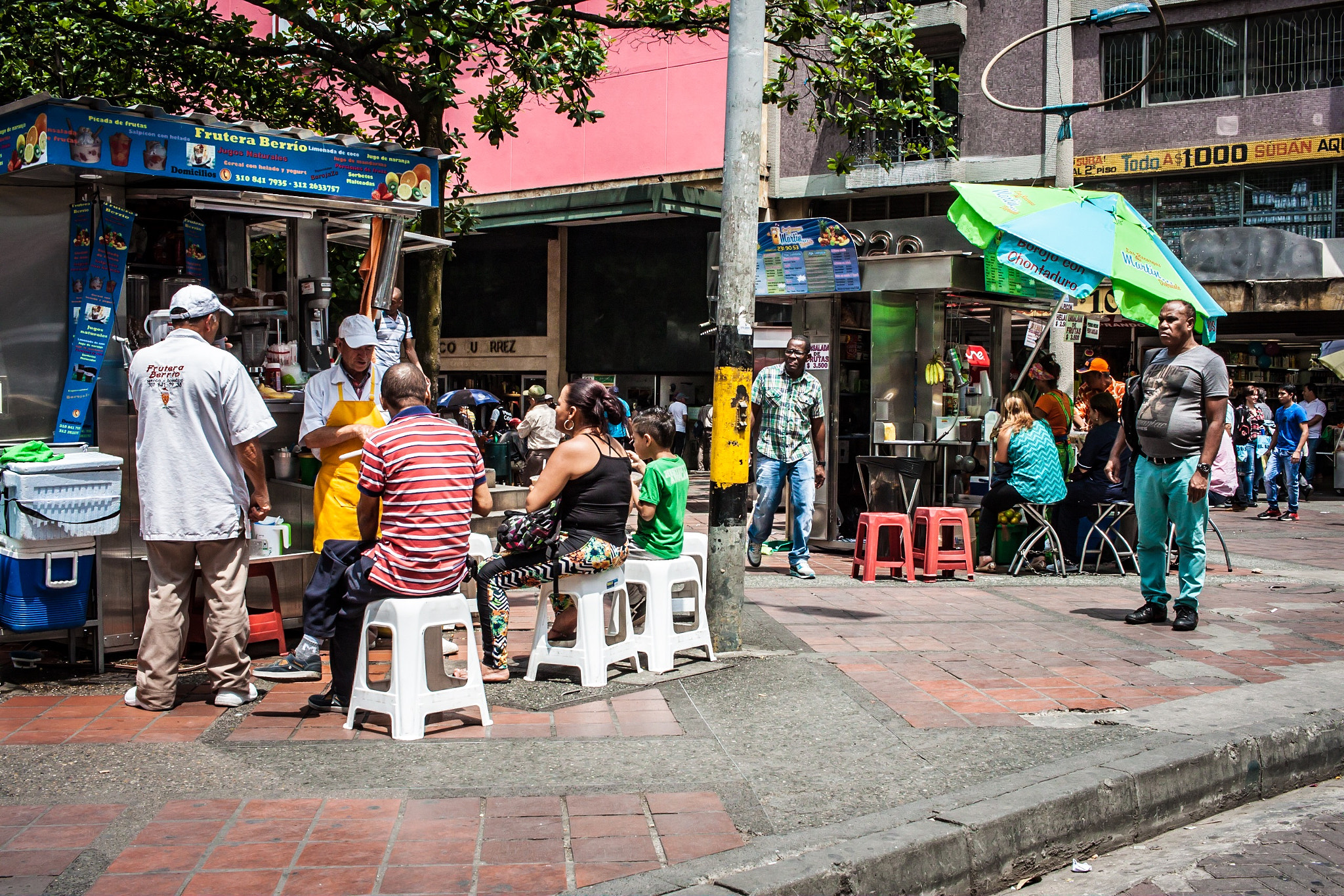 Canon EF-S 24mm F2.8 STM sample photo. Estrategia photography