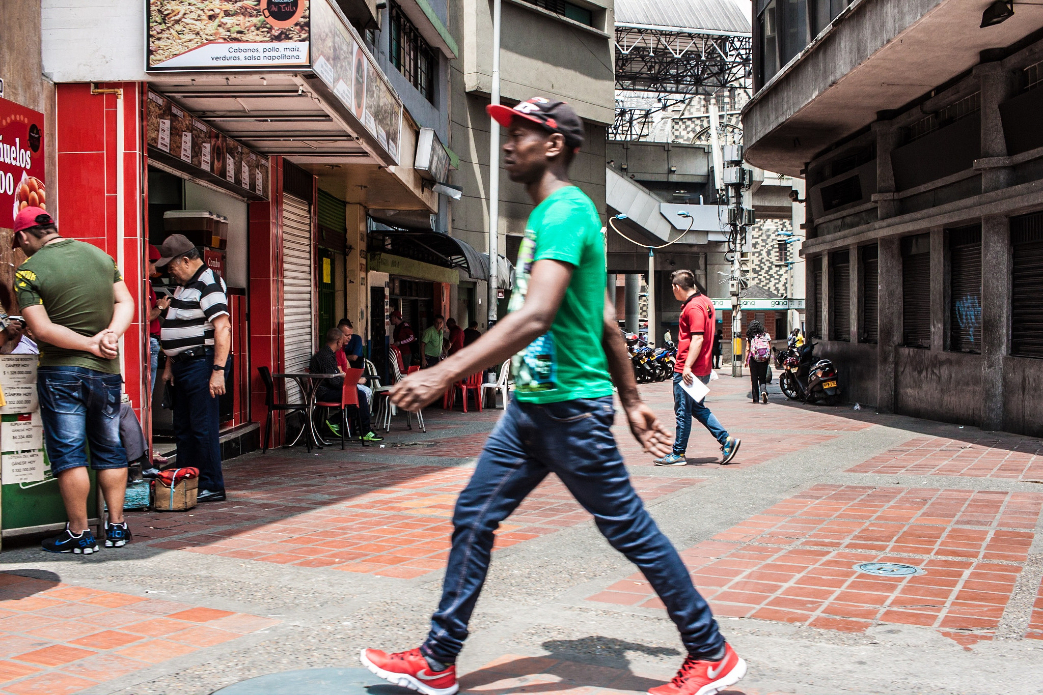 Canon EF-S 24mm F2.8 STM sample photo. Cruce photography