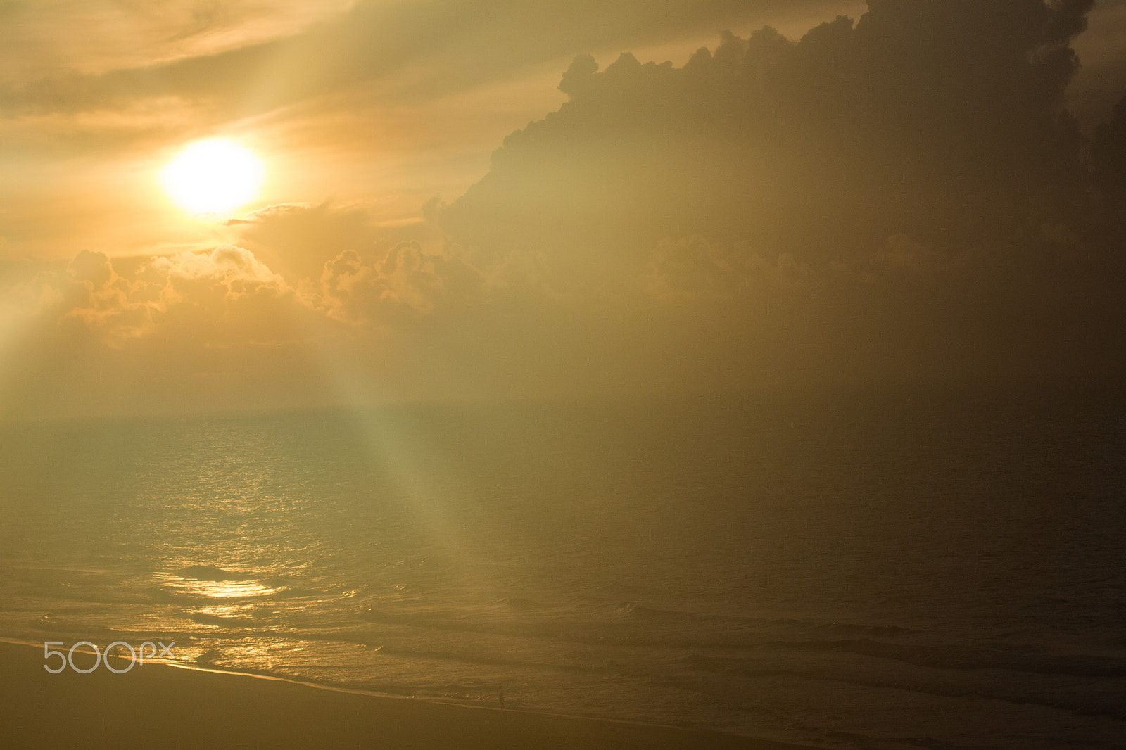 Canon EOS 1100D (EOS Rebel T3 / EOS Kiss X50) sample photo. Hazy sunrise photography