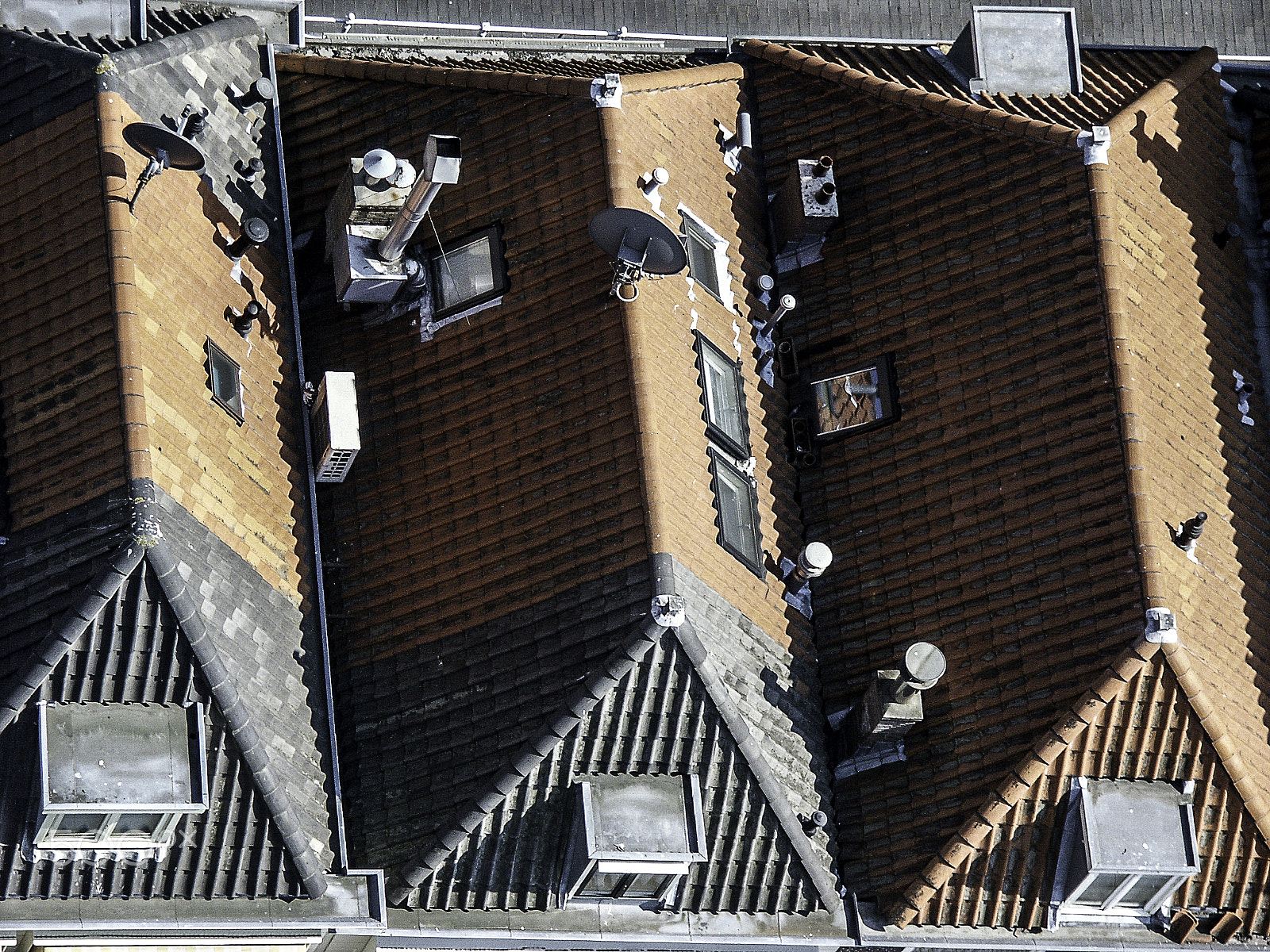 KONICA MINOLTA DiMAGE 7Hi sample photo. View from nieuwe church tower in delft, holland photography